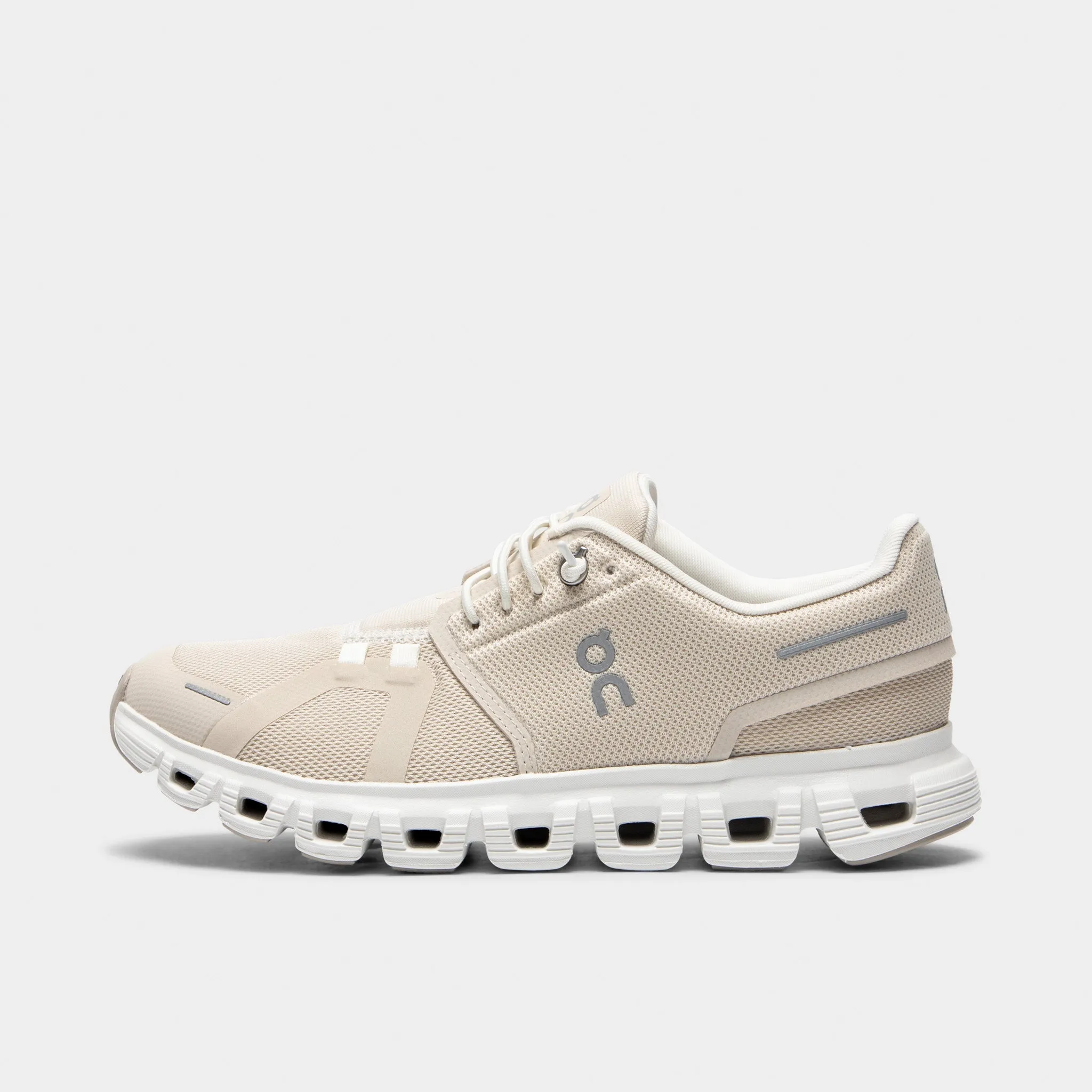 On Women's Cloud 6 Pearl / White Shockproof Midsole