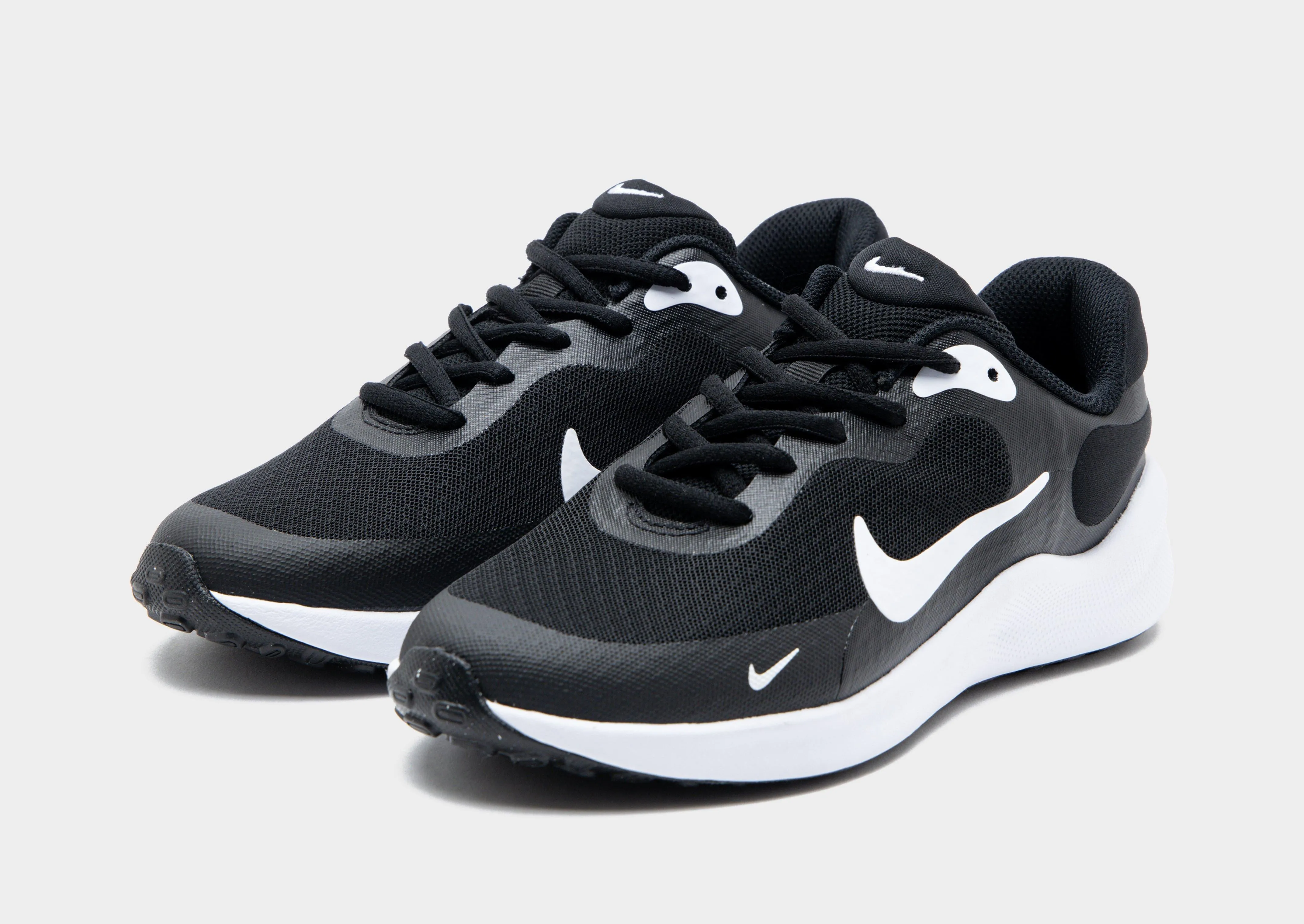 SlipResistantOutsole Footwear Focus Revolution 7 Junior's