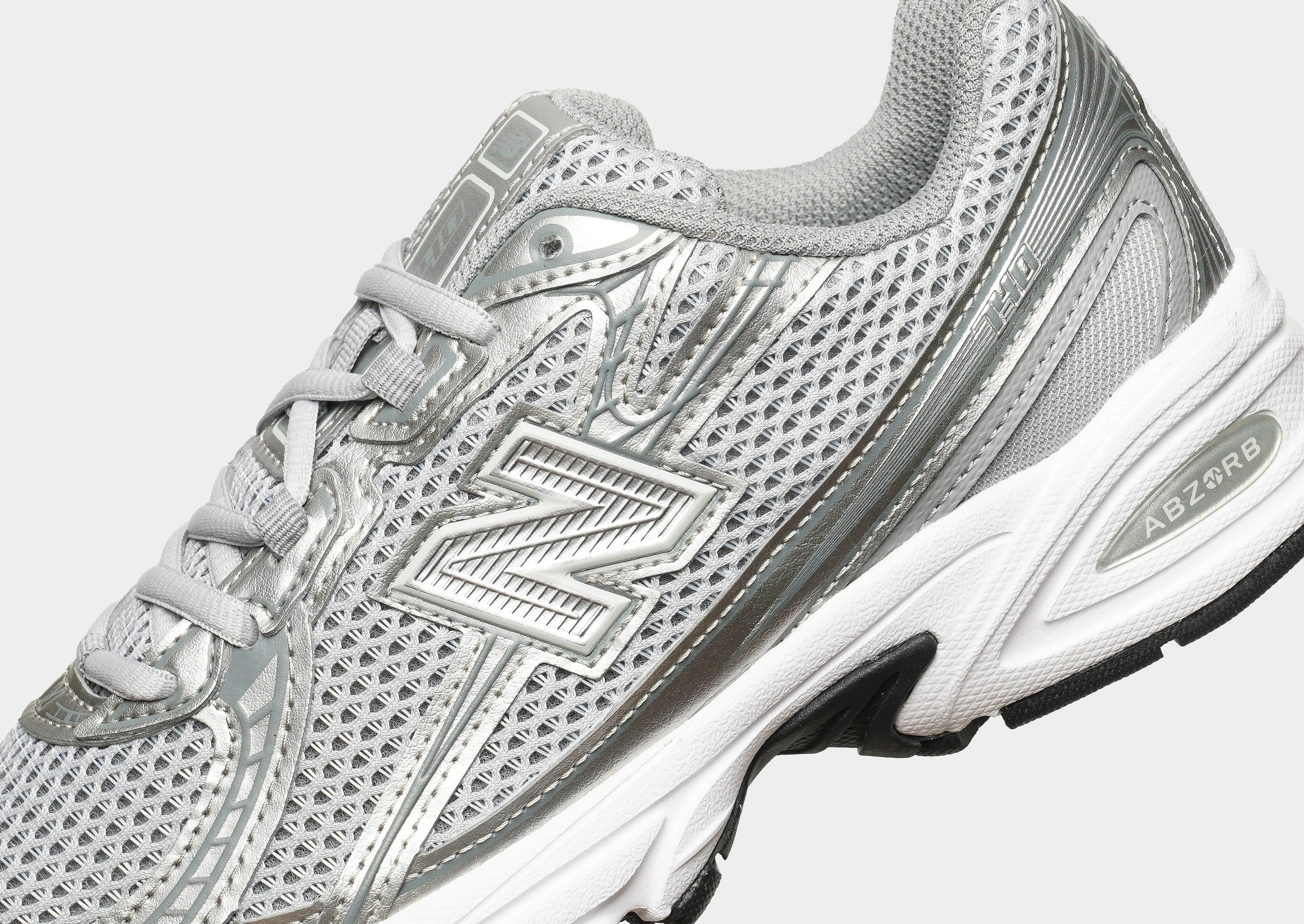 740 Women's Midfoot Stability