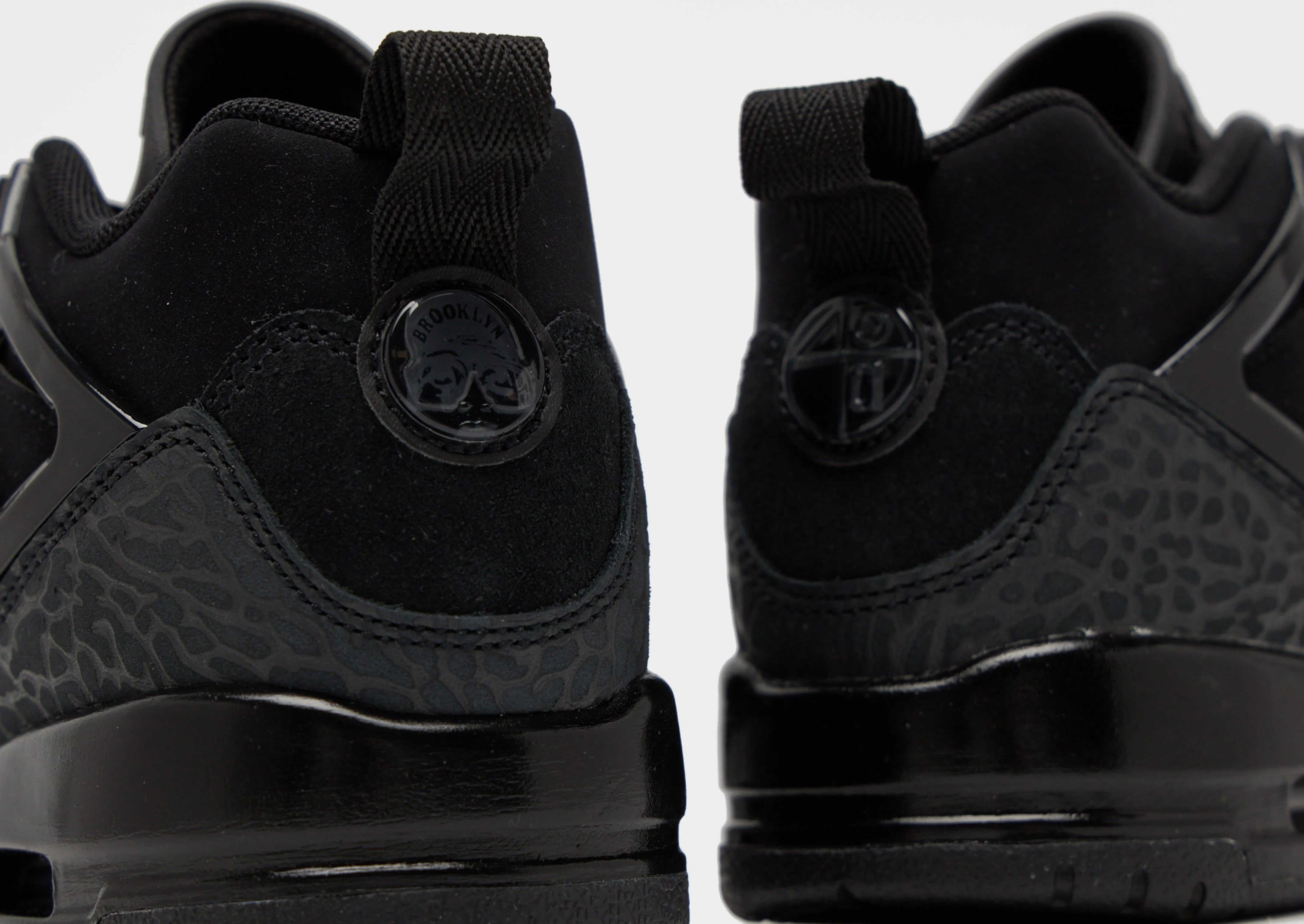 Spizike Low Junior's Traction Enhanced Pattern