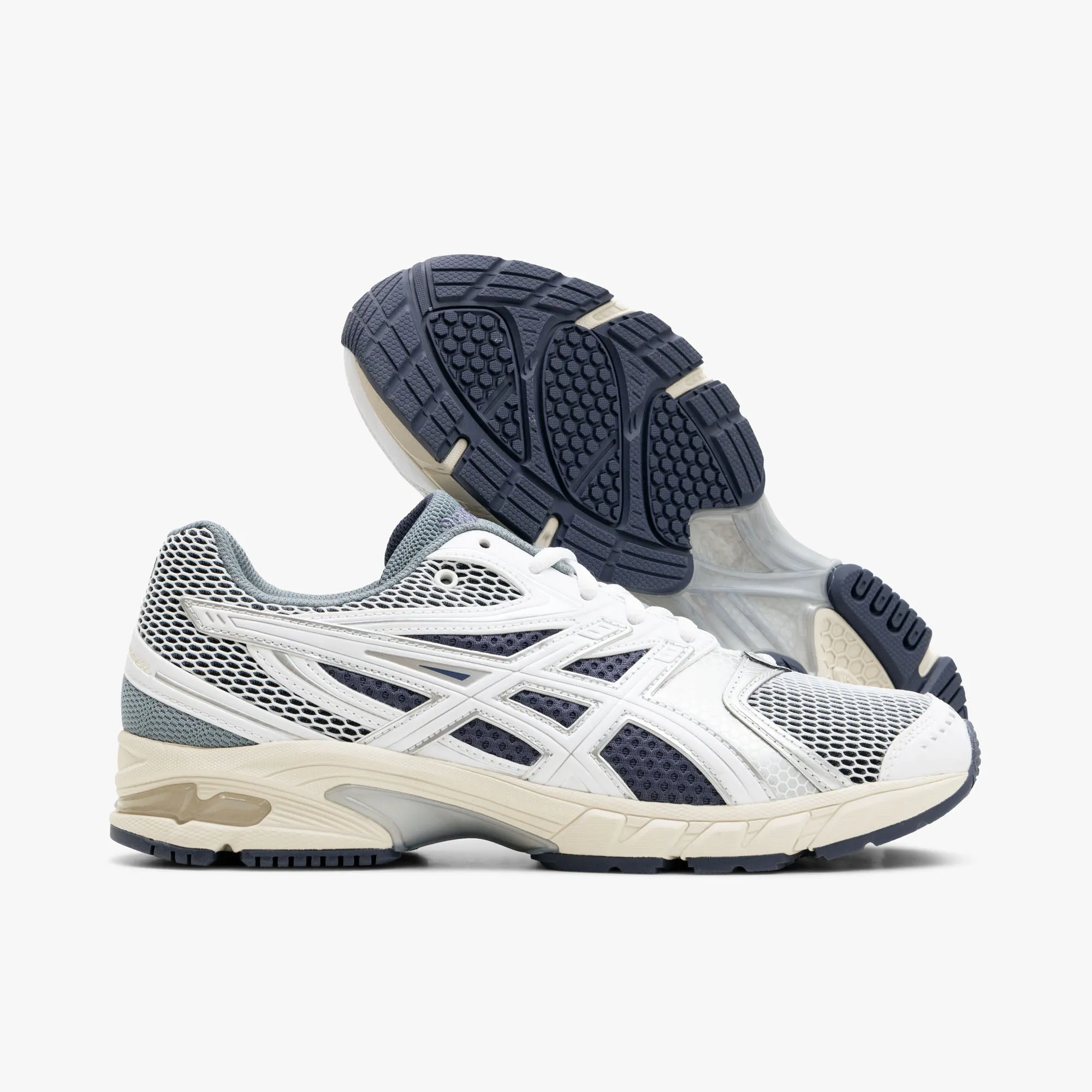 ASICS Gel-DS Trainer 14 White / Pure Silver Flexible Design Resilient