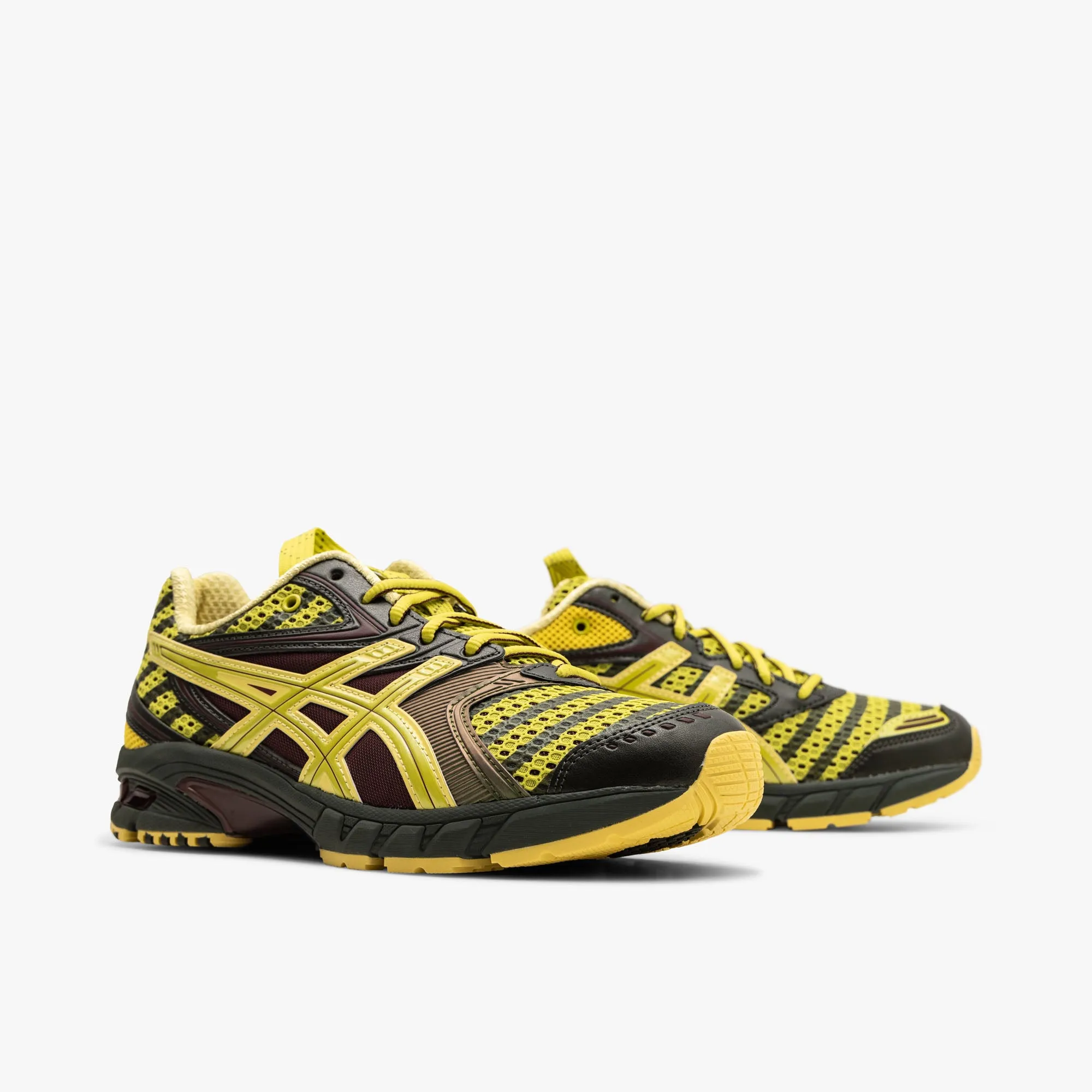 Versatility Hard surface protection ASICS UB9-S Gel-DS Trainer 14 Dark Mustard / Truffle Grey
