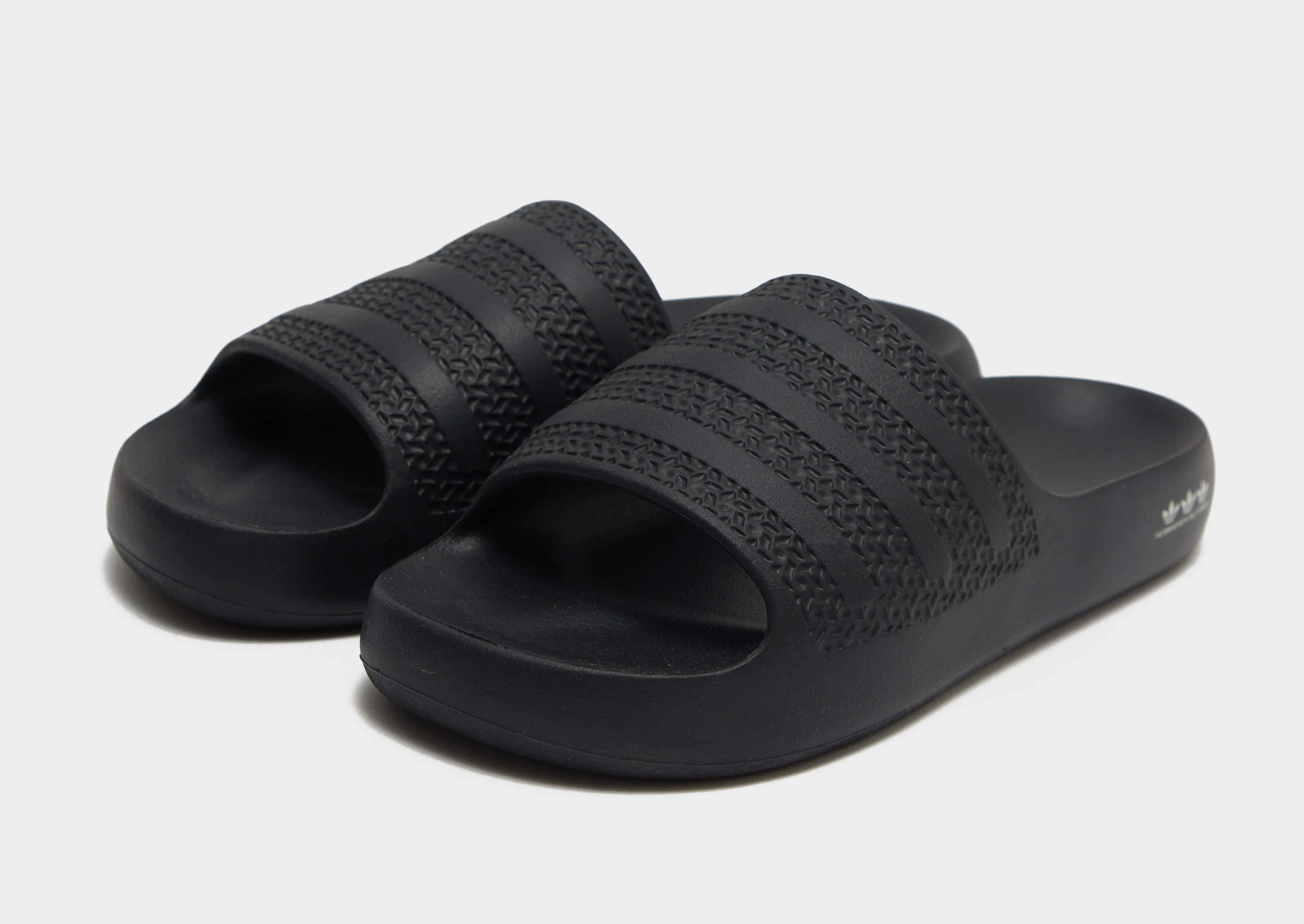 slim cut Ayoon Slides Women's