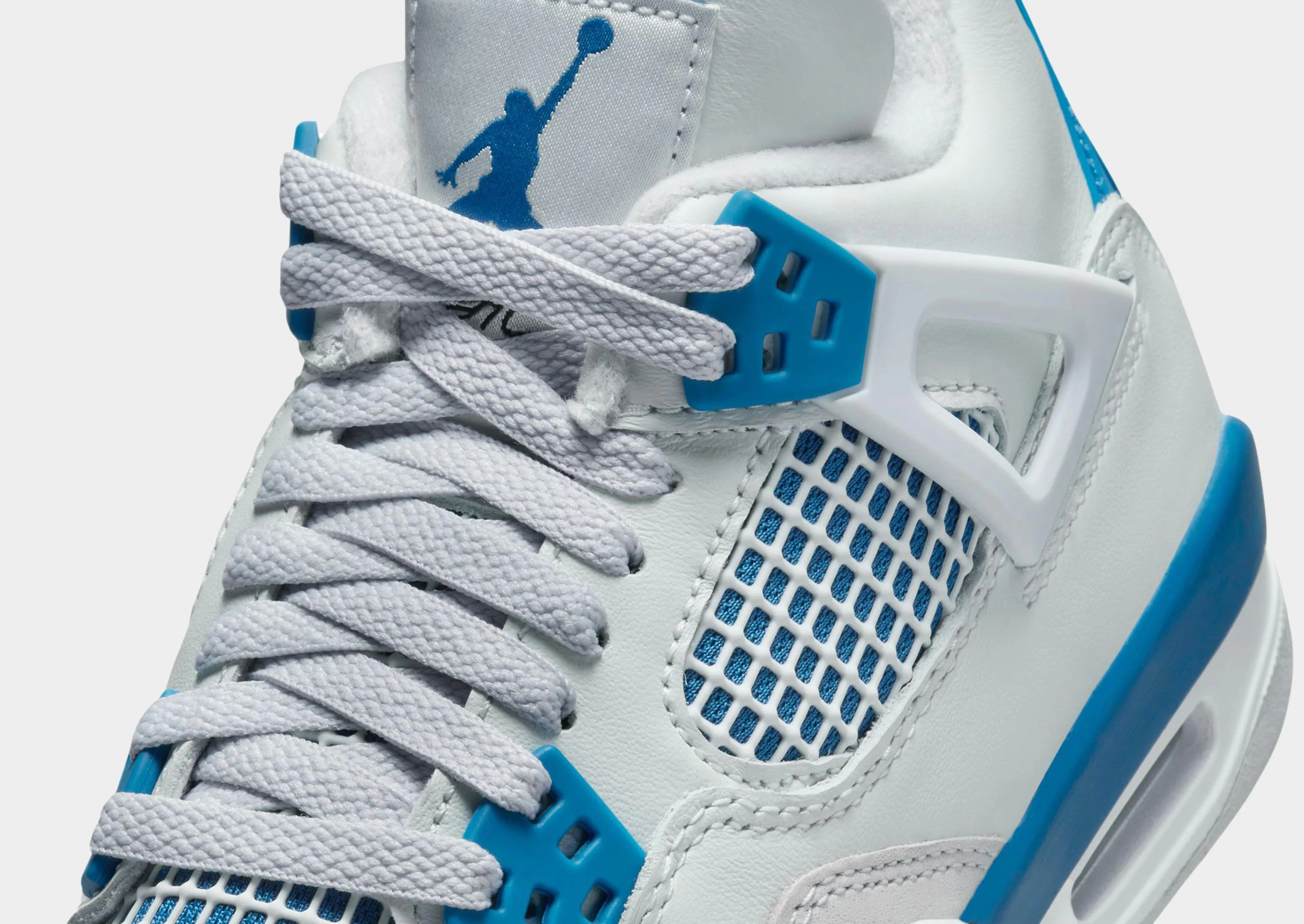 Air 4 Retro Junior's Elastic Gusset Maximum Stability