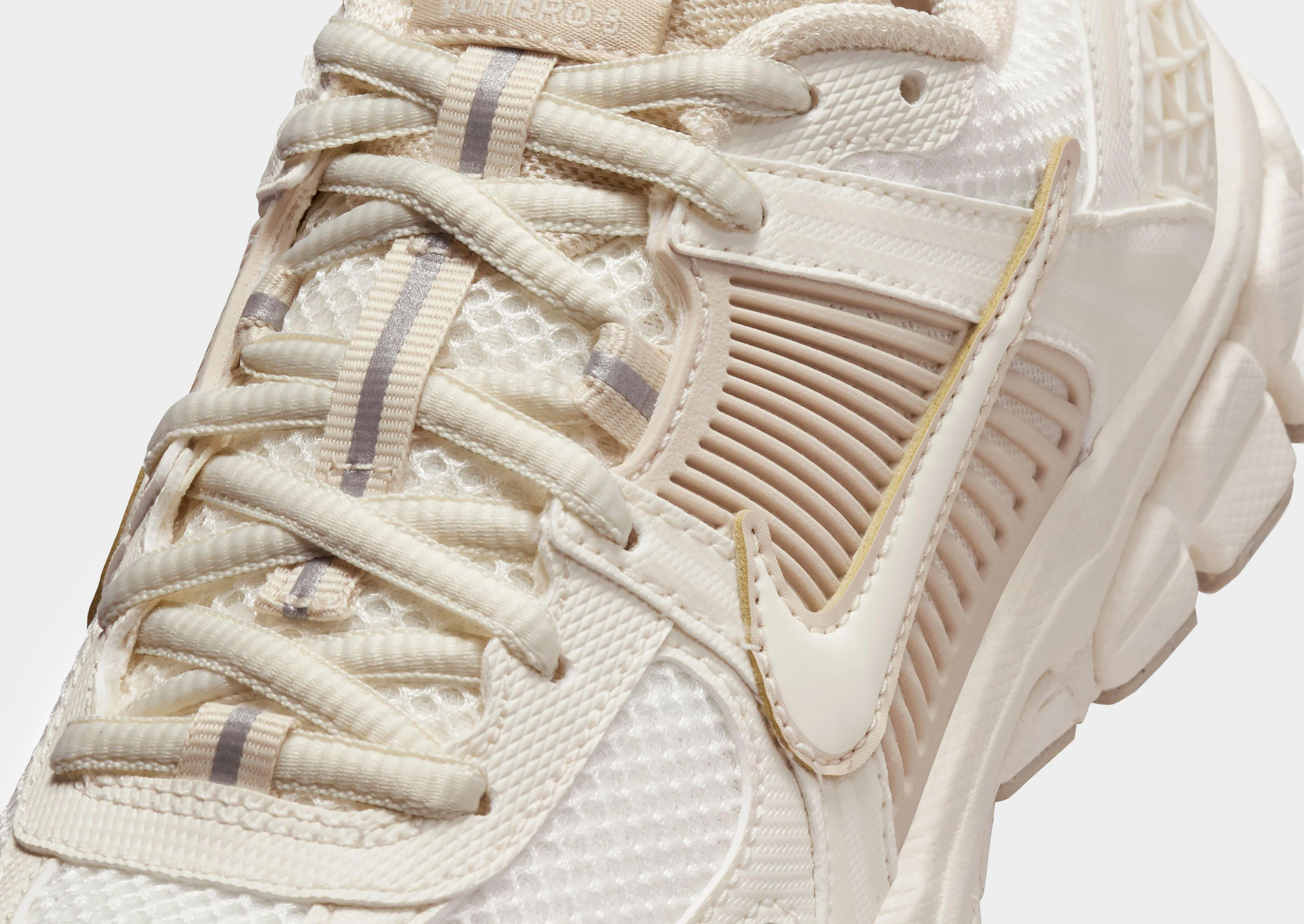 Zoom Vomero 5 Junior's Sculpted wear Core Runner