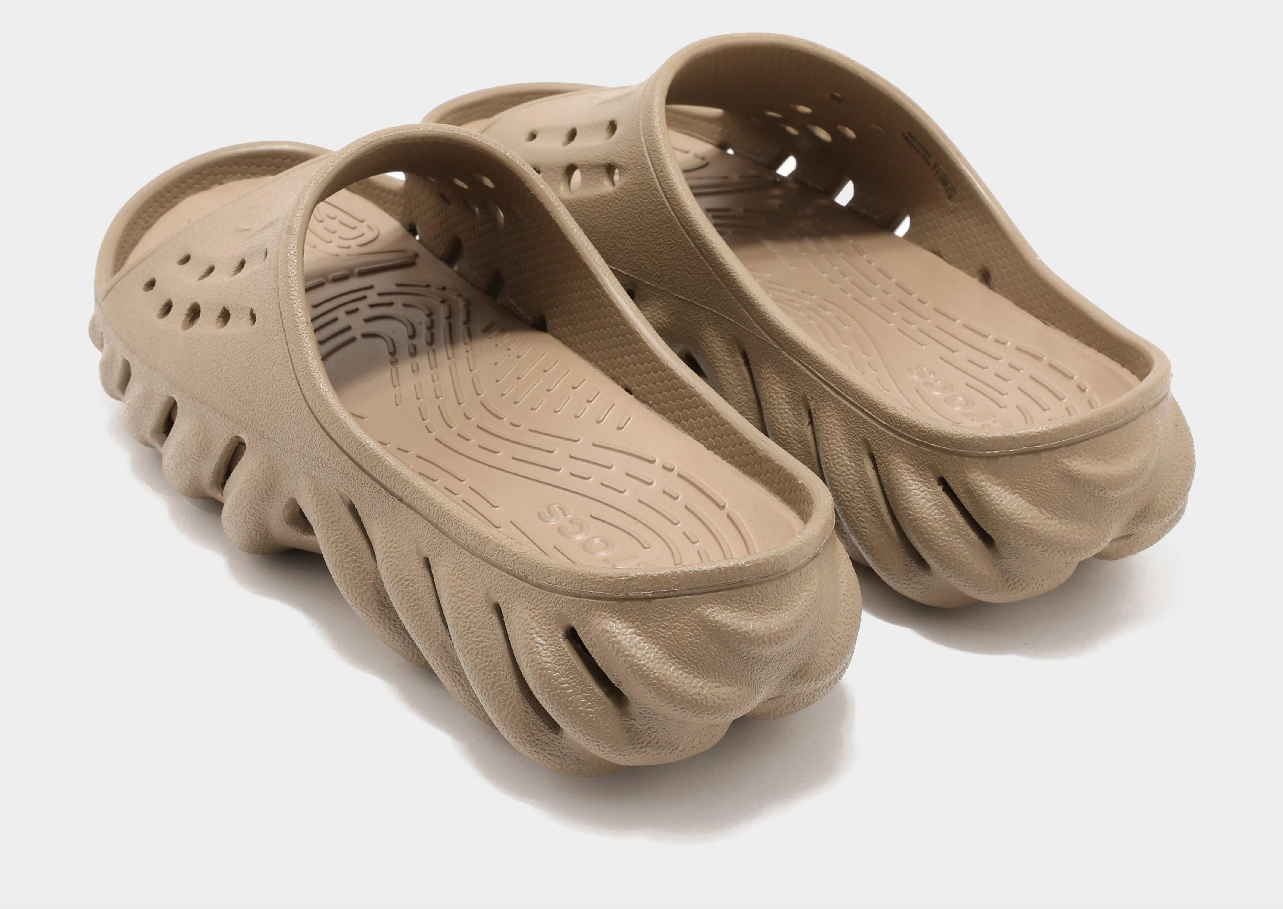 Echo Slides Minimal Design Fashionable Comfort