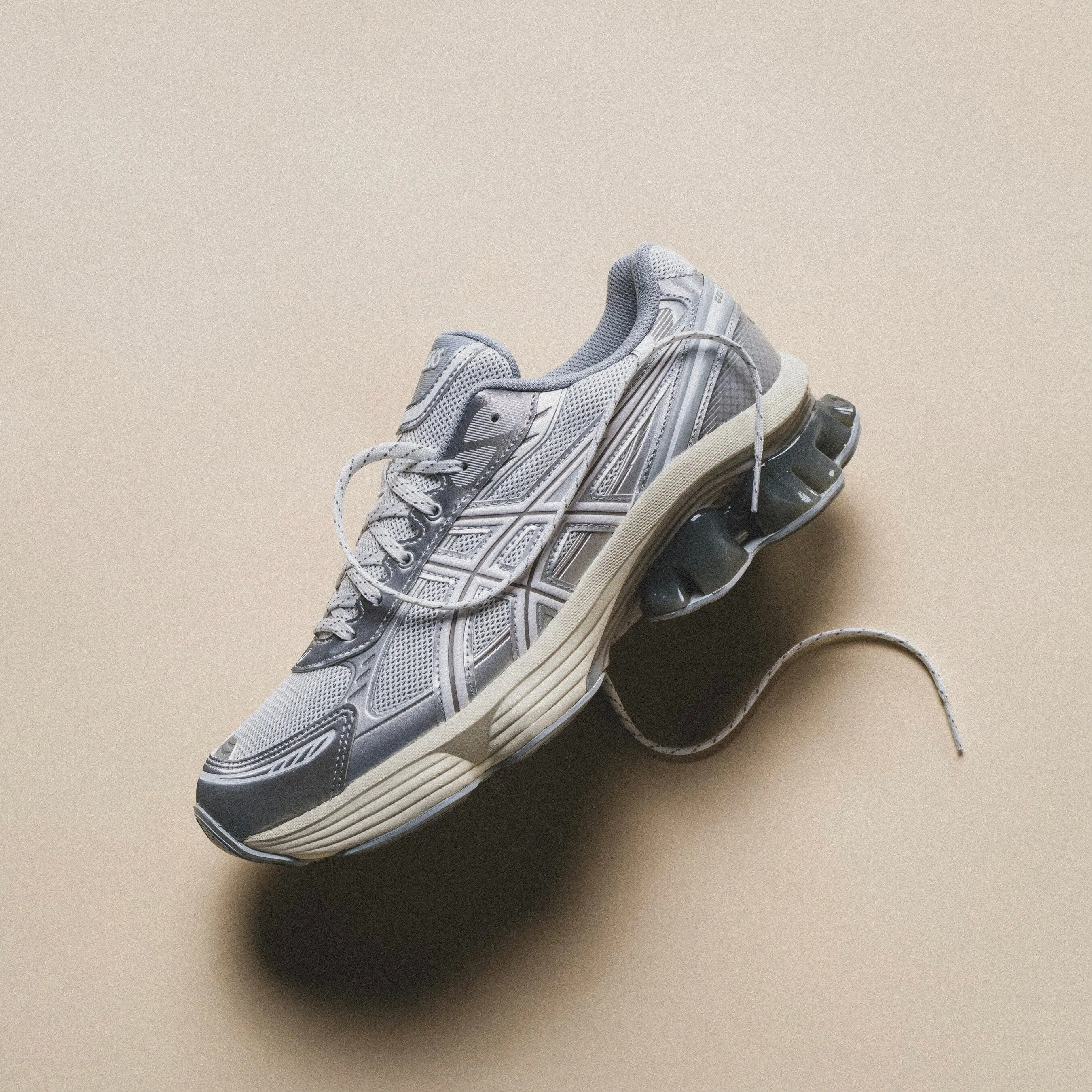 MEN'S ASICS |  Gel-Kinetic Fluent  (White / White) Slim Shape