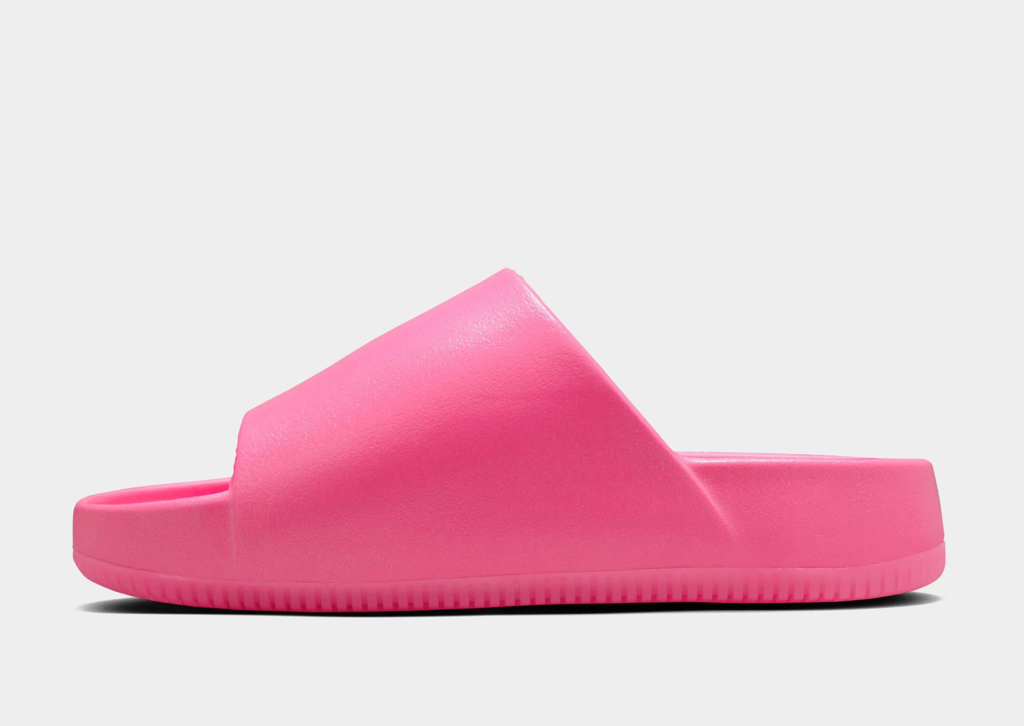 Calm SE Slides Women's Calm Motion Fashion-forward flexibility