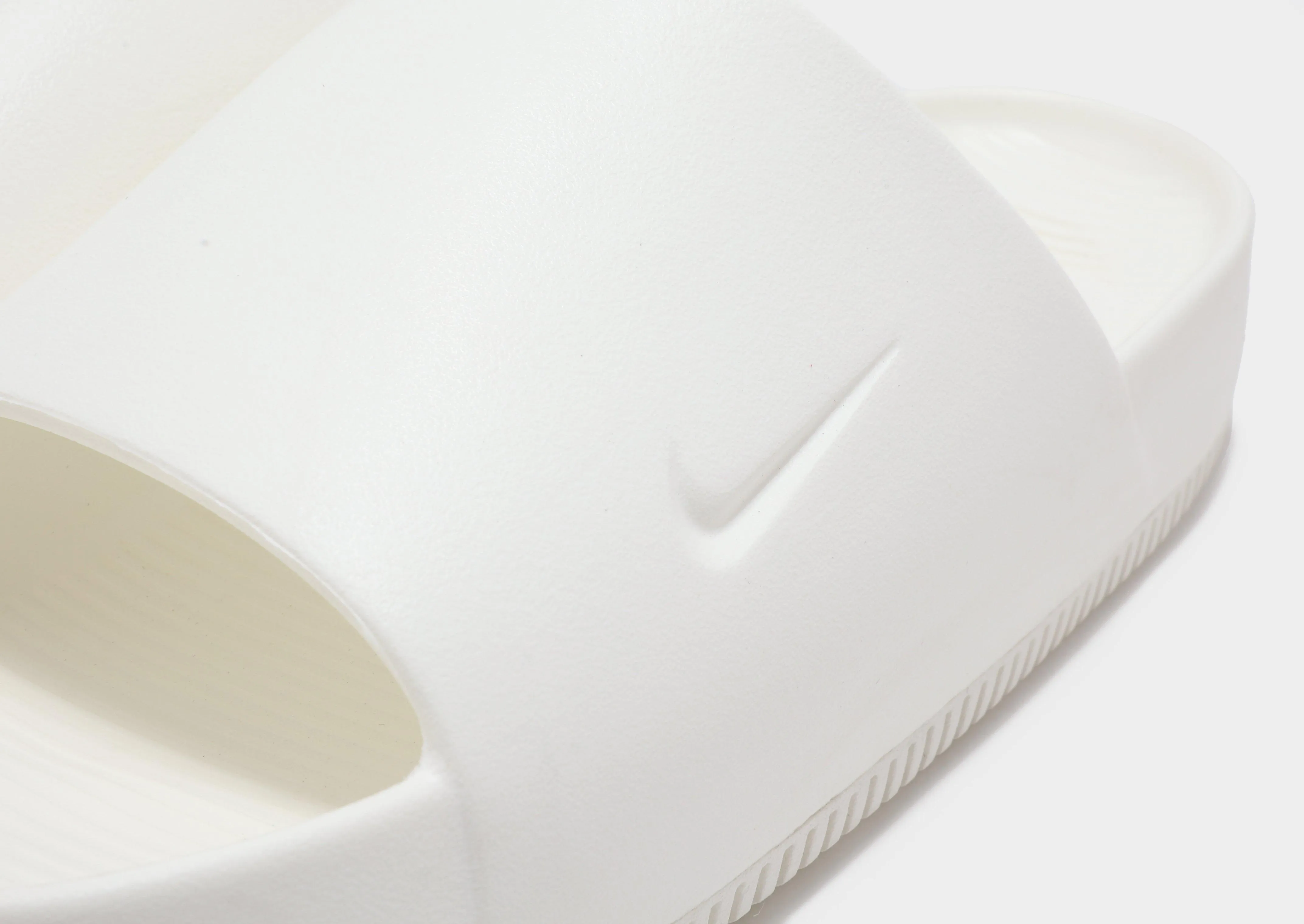 Breathable Airflow Channels Calm Slides
