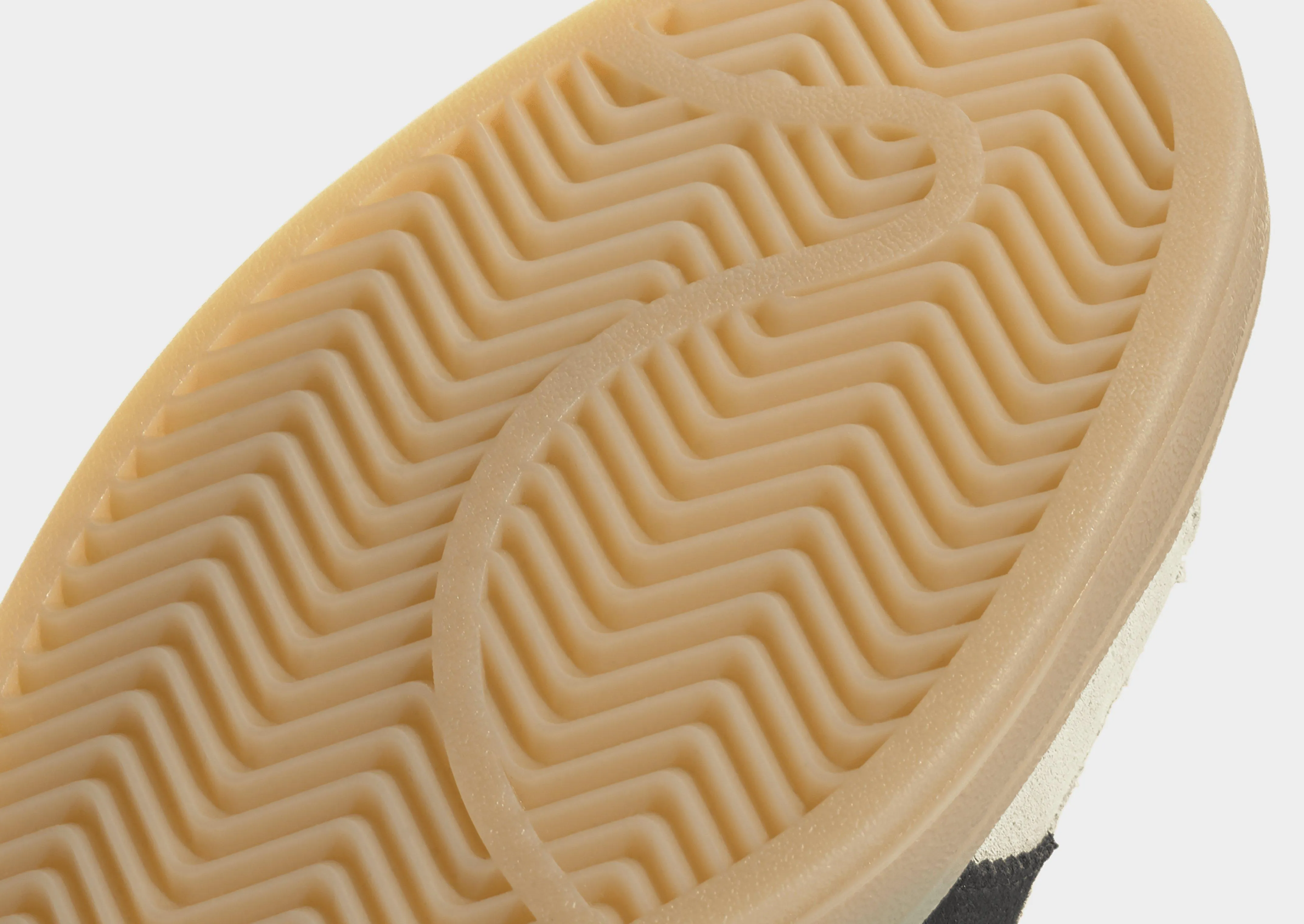 Tread Pattern Neutral Shade Campus 00s