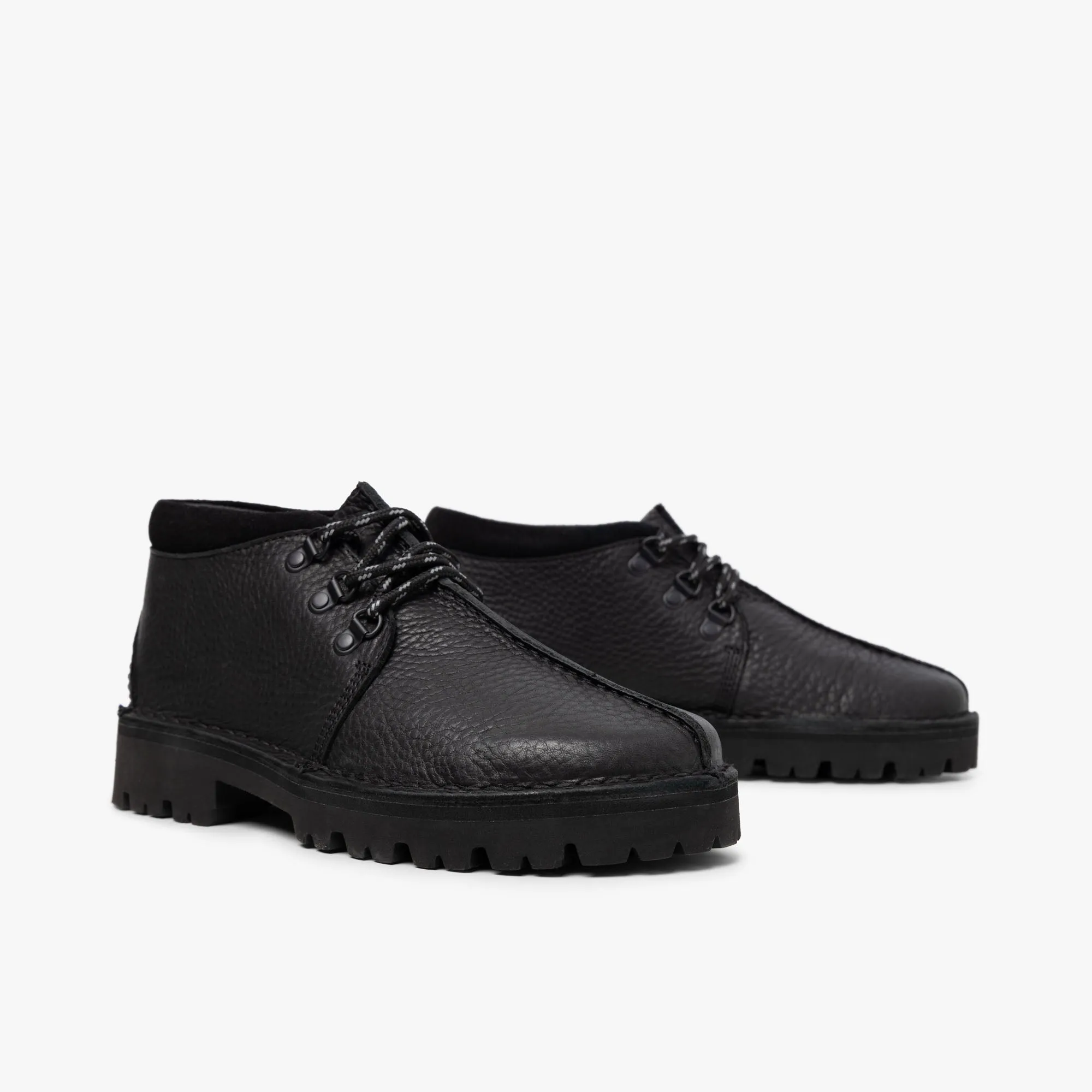 Minimalist Clarks Originals Desert Trek XL / Black Leather