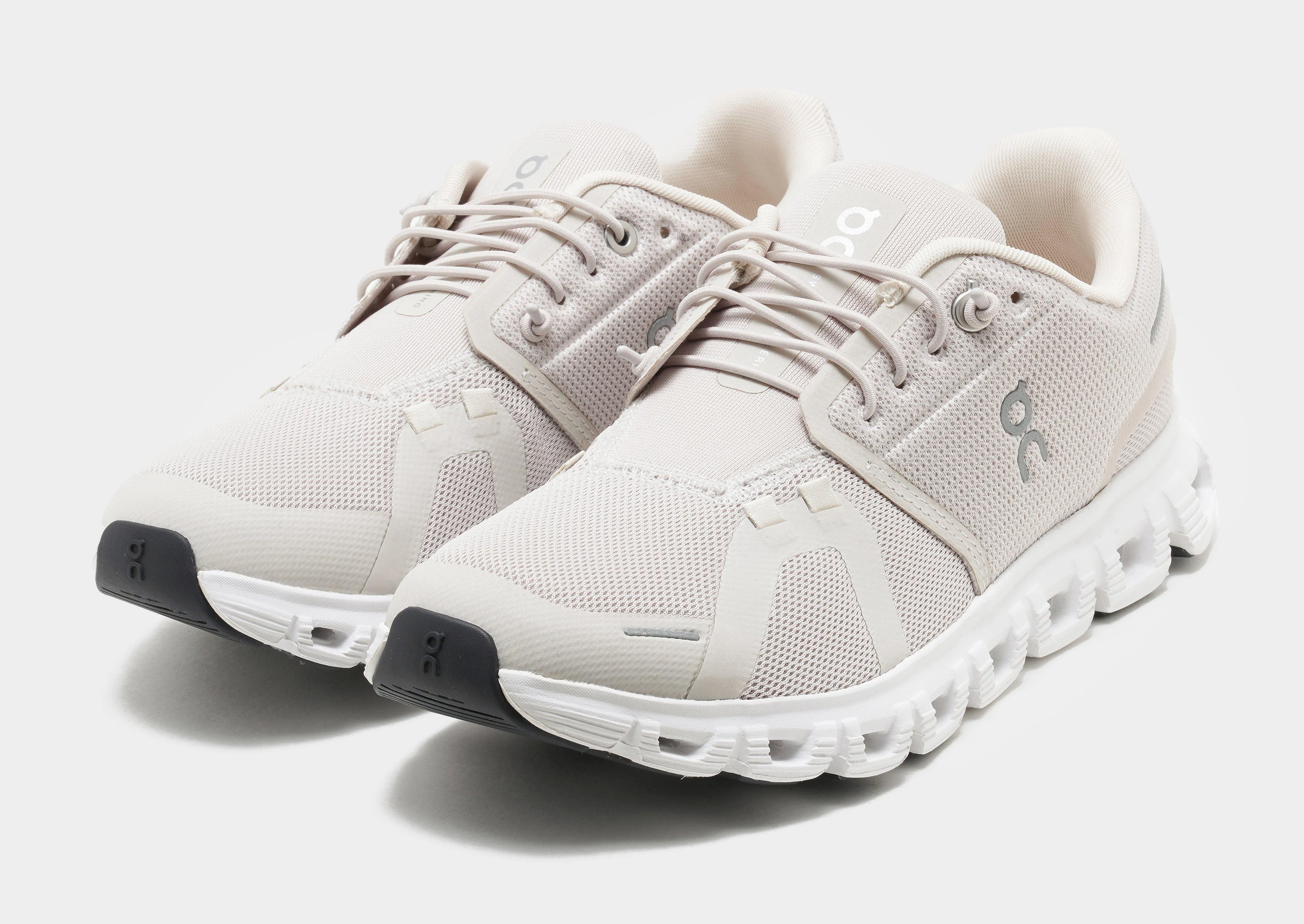 Cloud 6 running in a basketball court area shoes