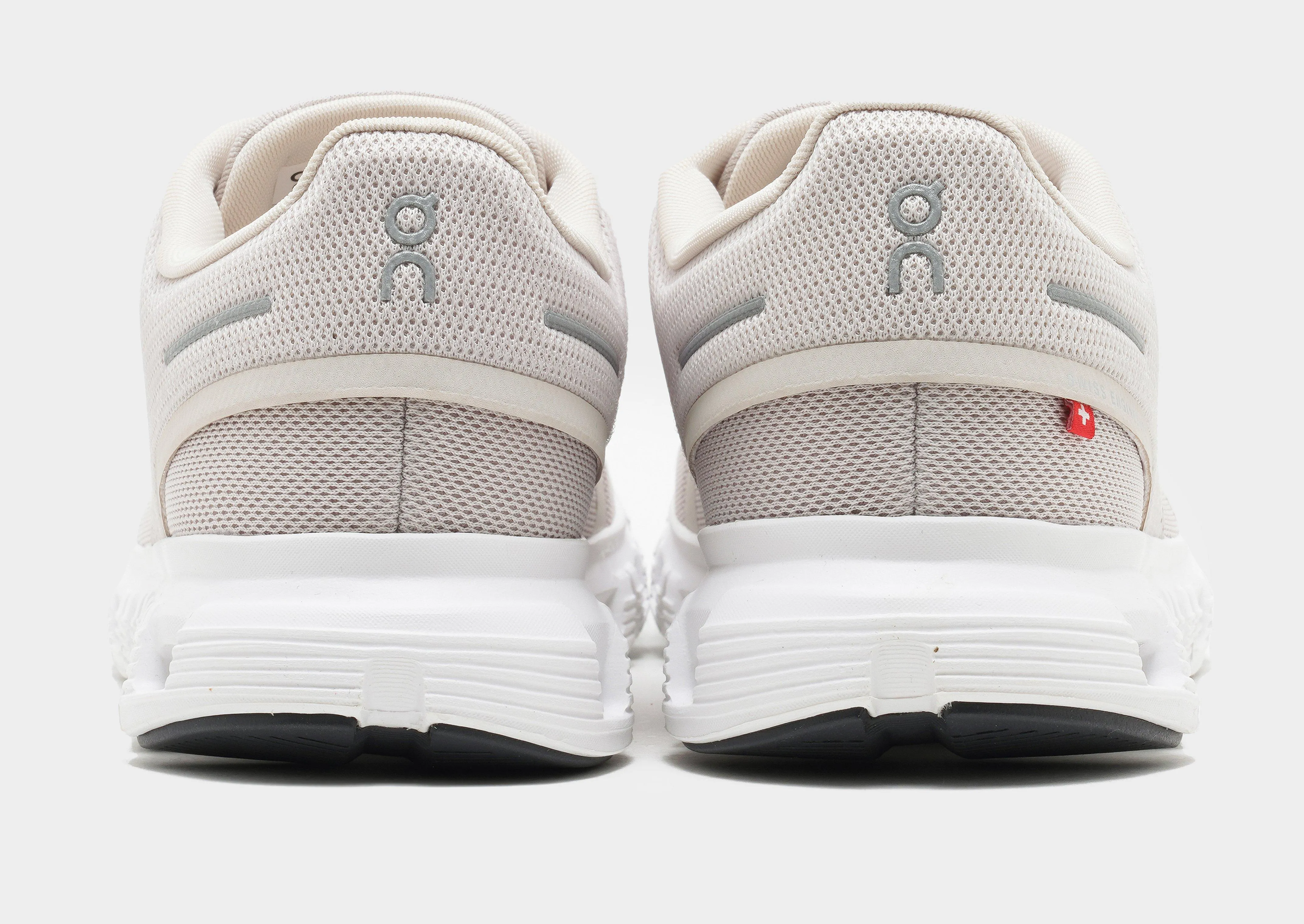 toe box roomy Cloud 6