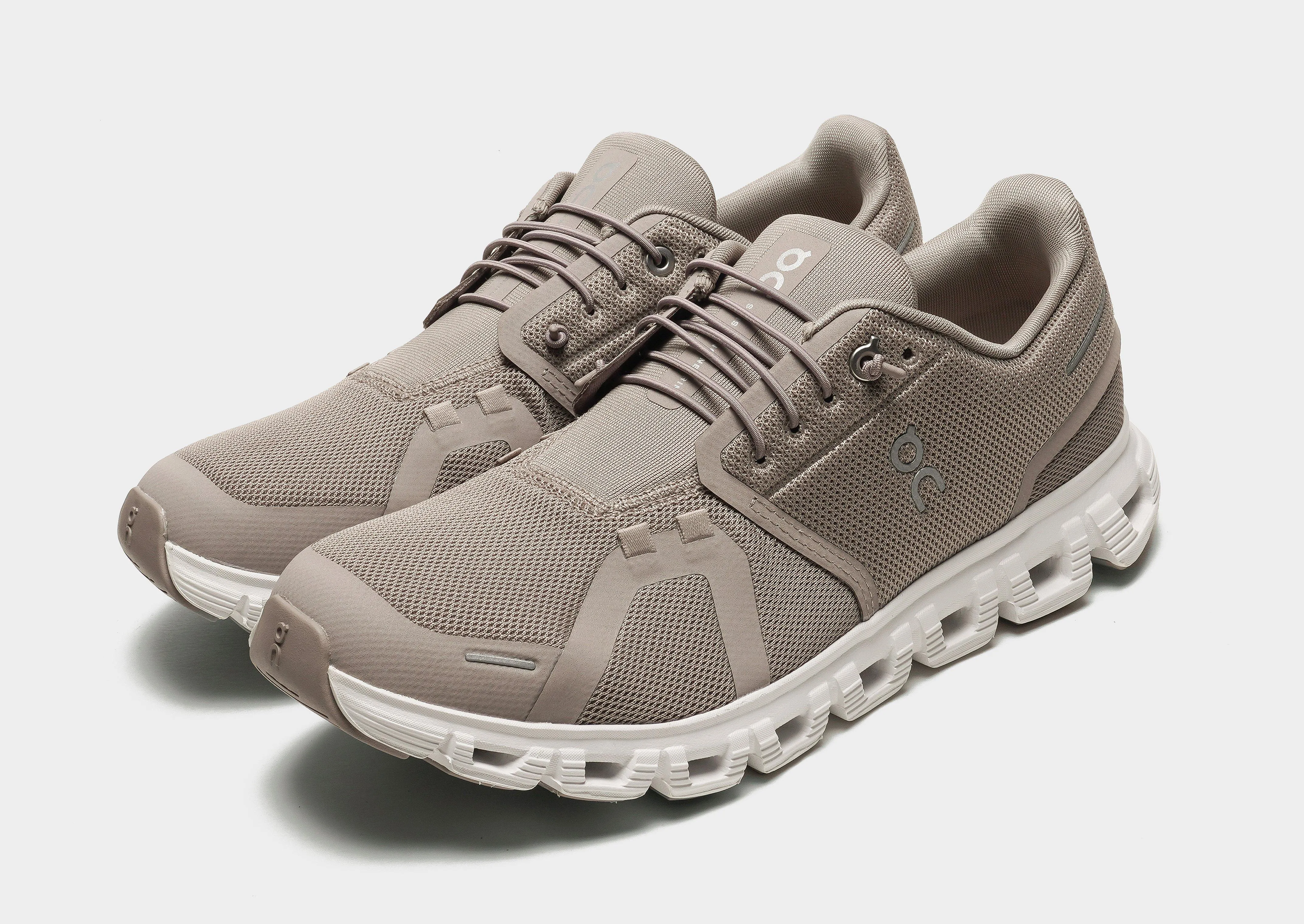 Cloud 6 pre - molded - fit shoes
