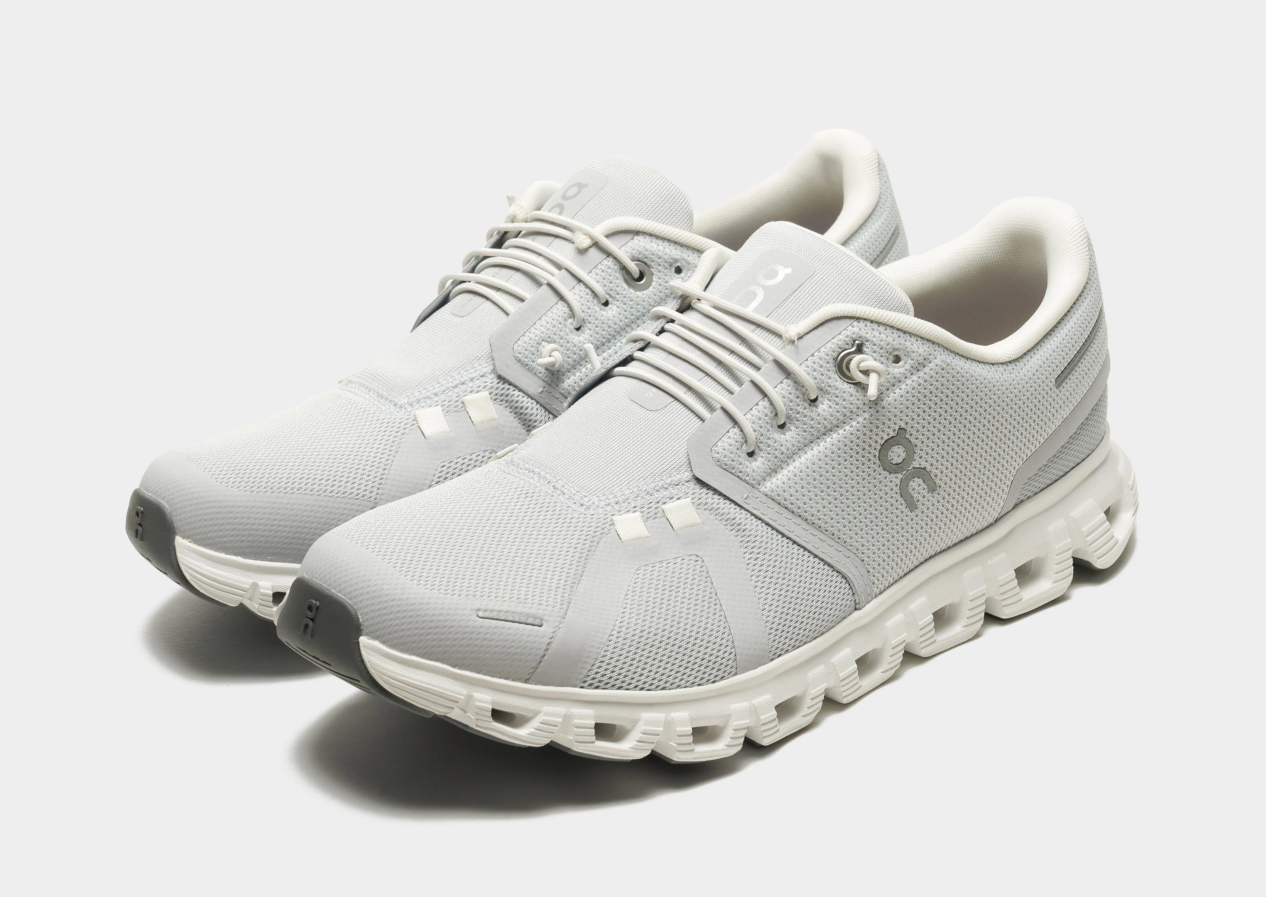 running in a lava field area shoes circuit - training running shoes Cloud 6