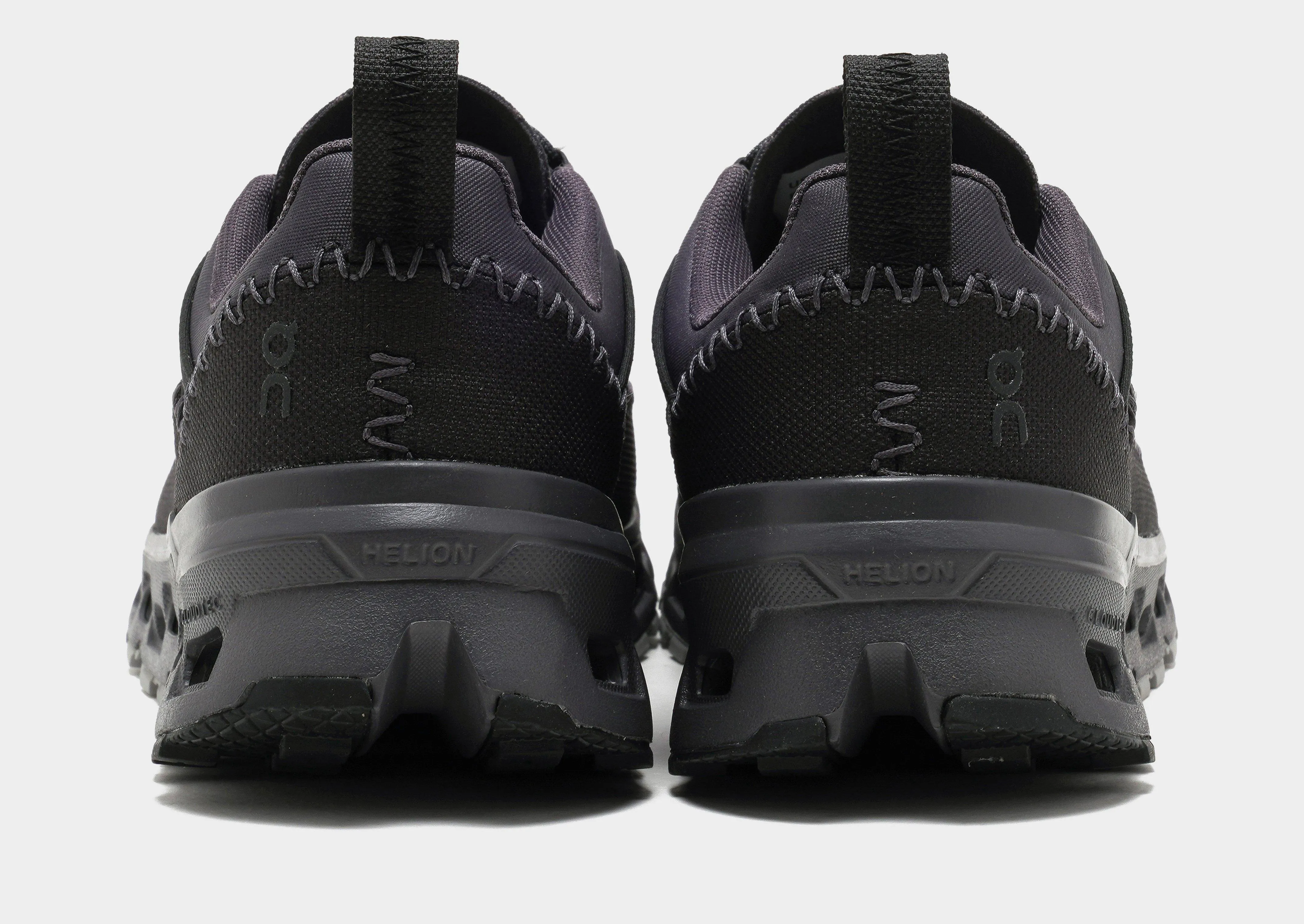 Cloudaway 2 trekking desert - themed running gear