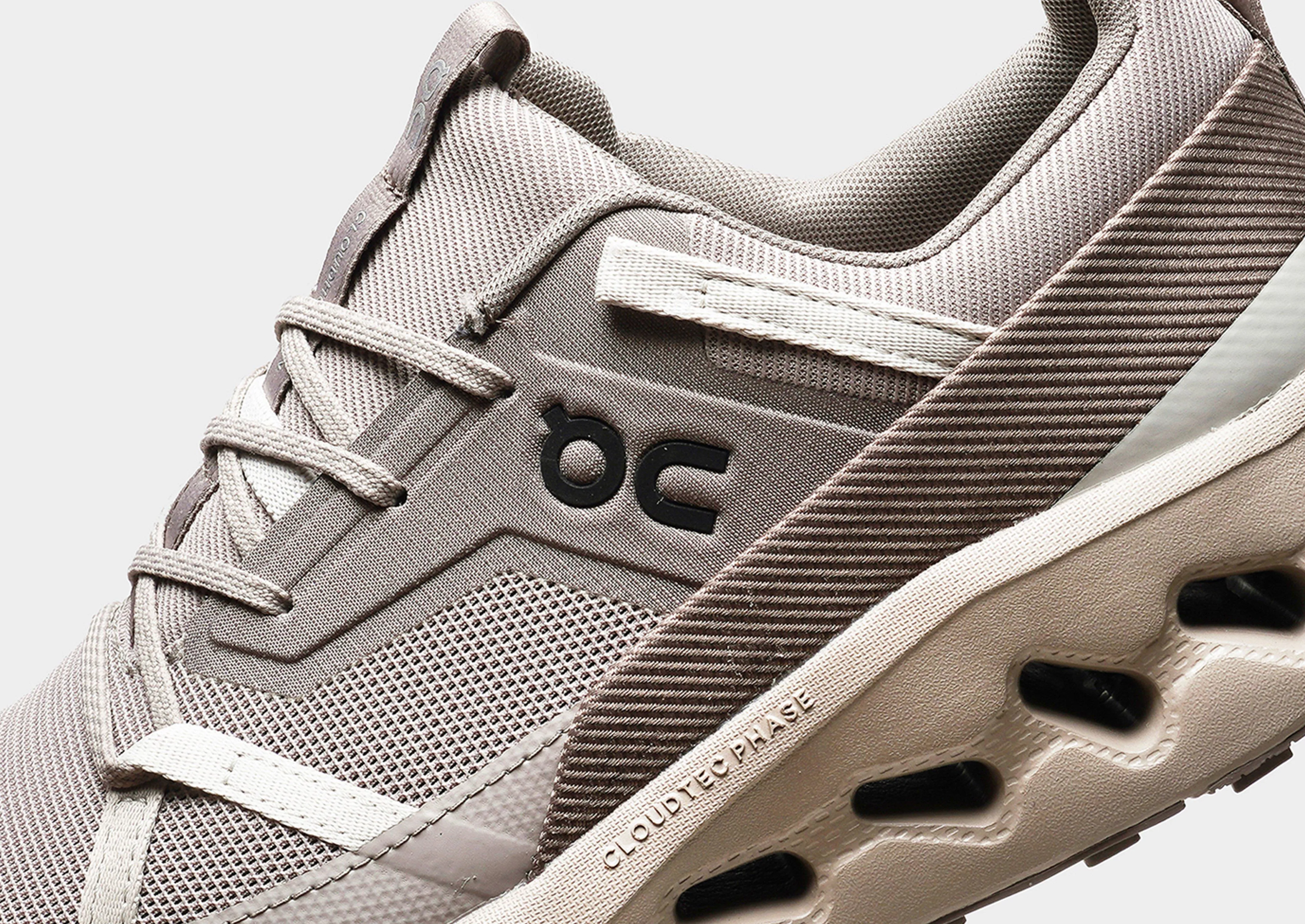 soccer - field running shoes medial support Cloudhorizon
