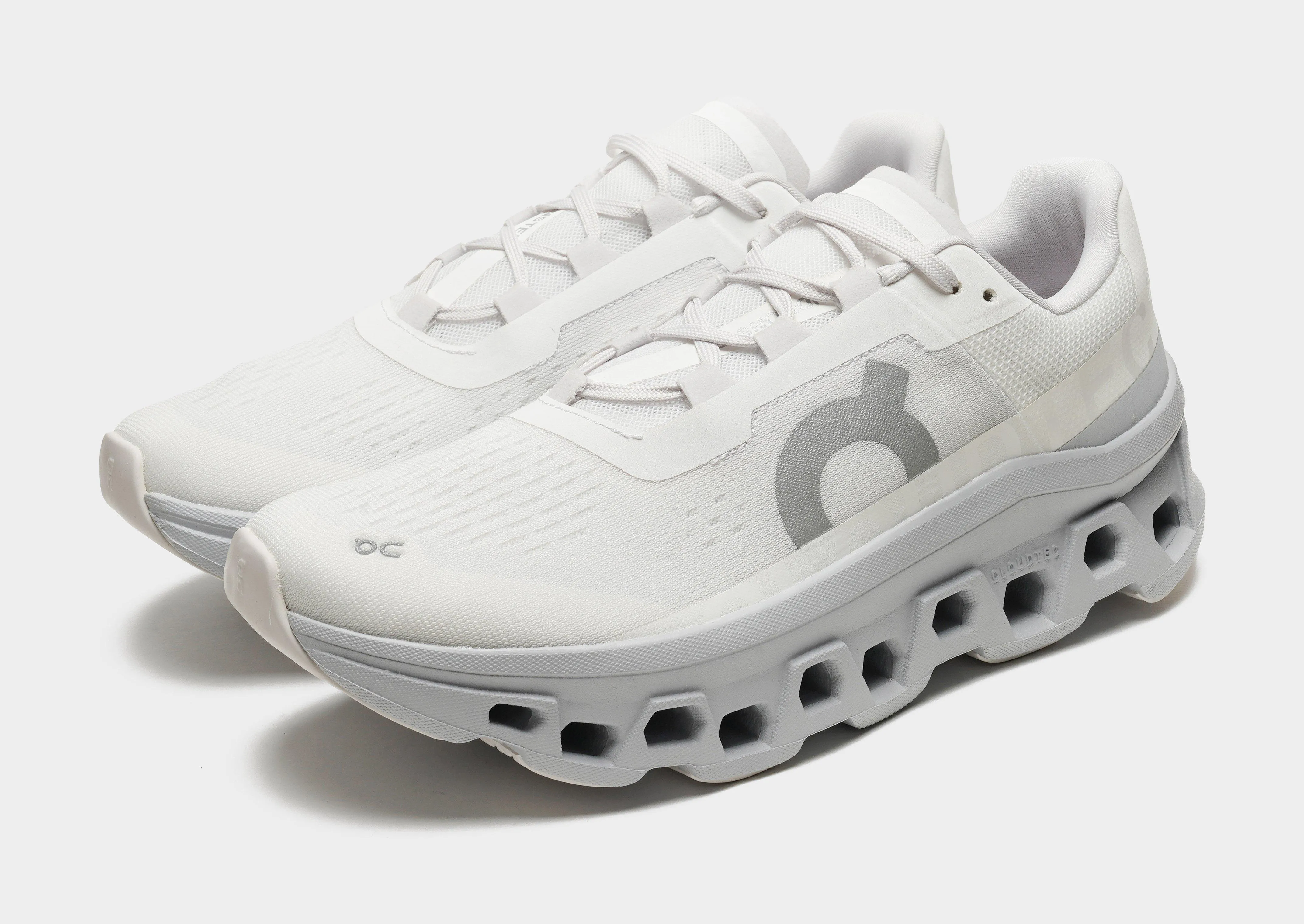 Cloudmonster Women's locally - sourced veteran running shoes