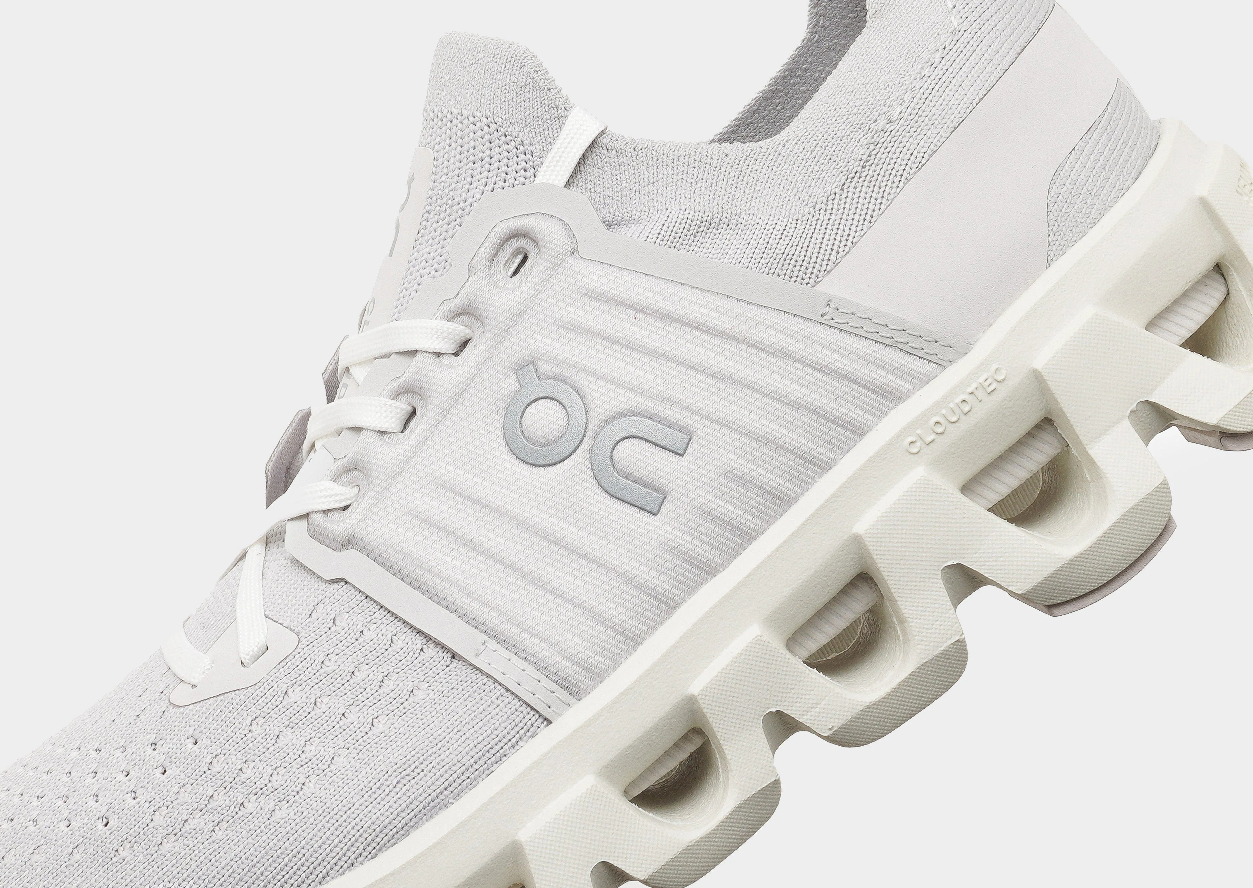spring running shoe ambience Cloudswift 4
