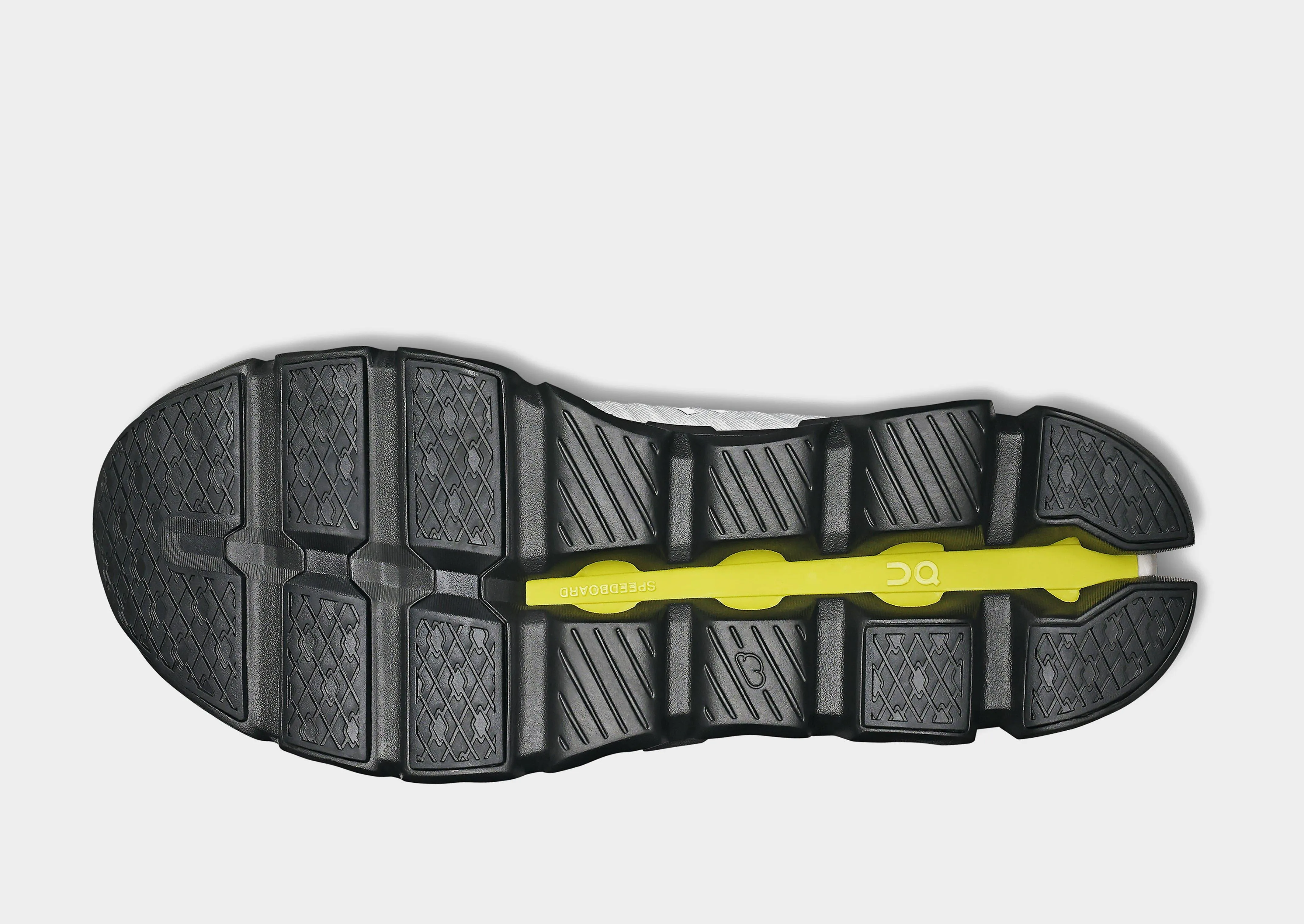 Cloudswift 4 low - arch running shoes with memory foam