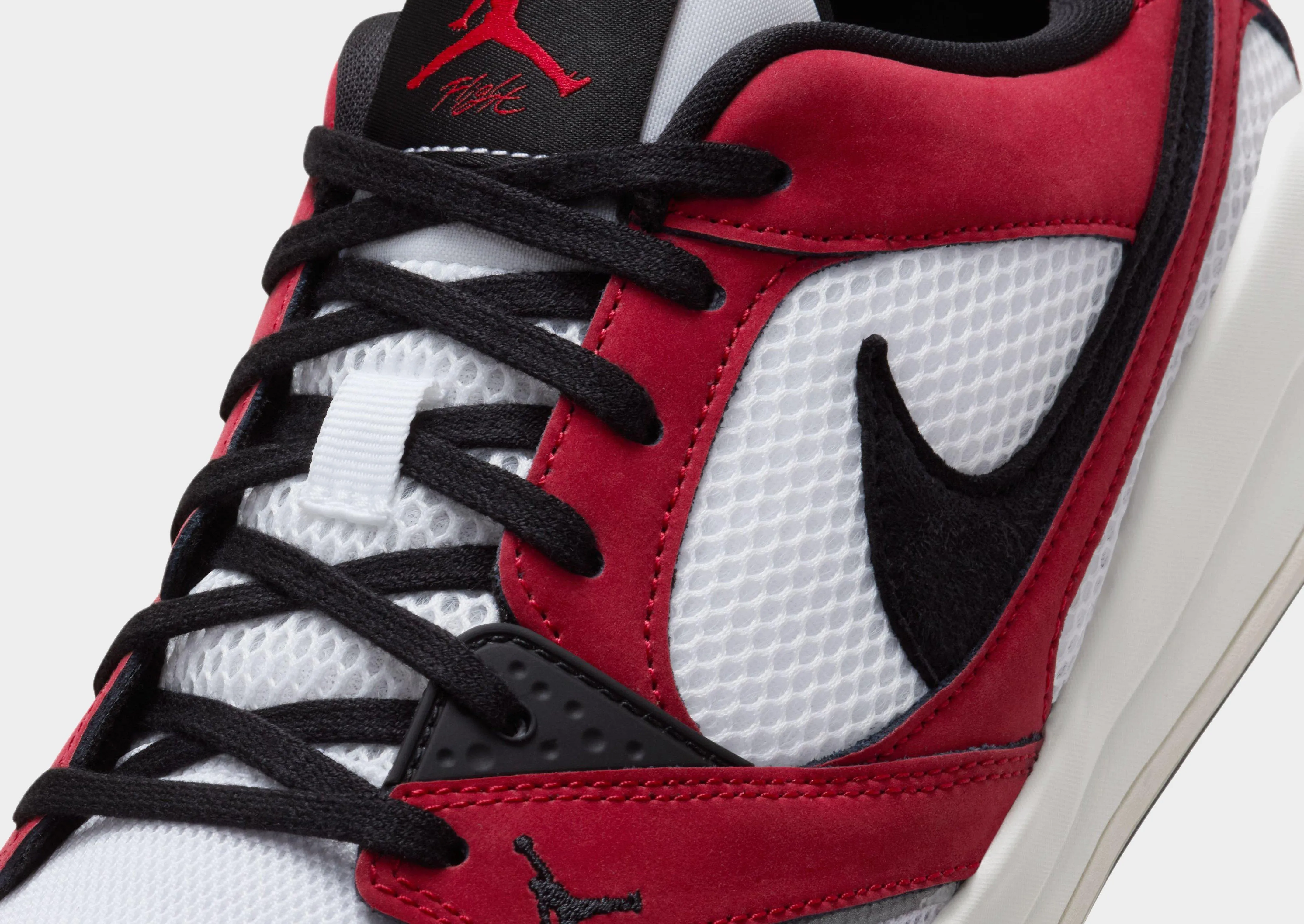 CMFT Era Classy ease Everyday Activity