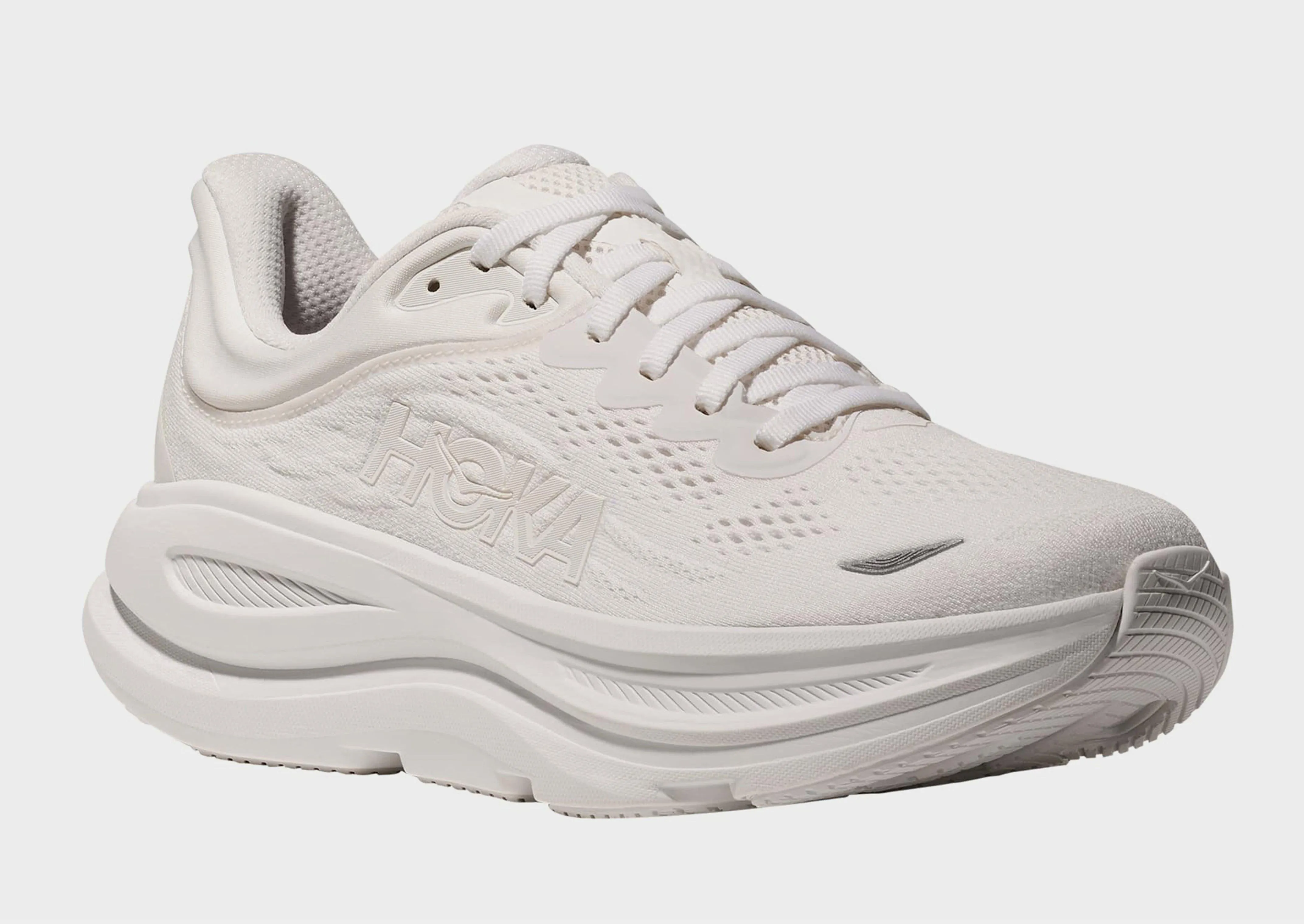 Bondi 9 running in a group shoes