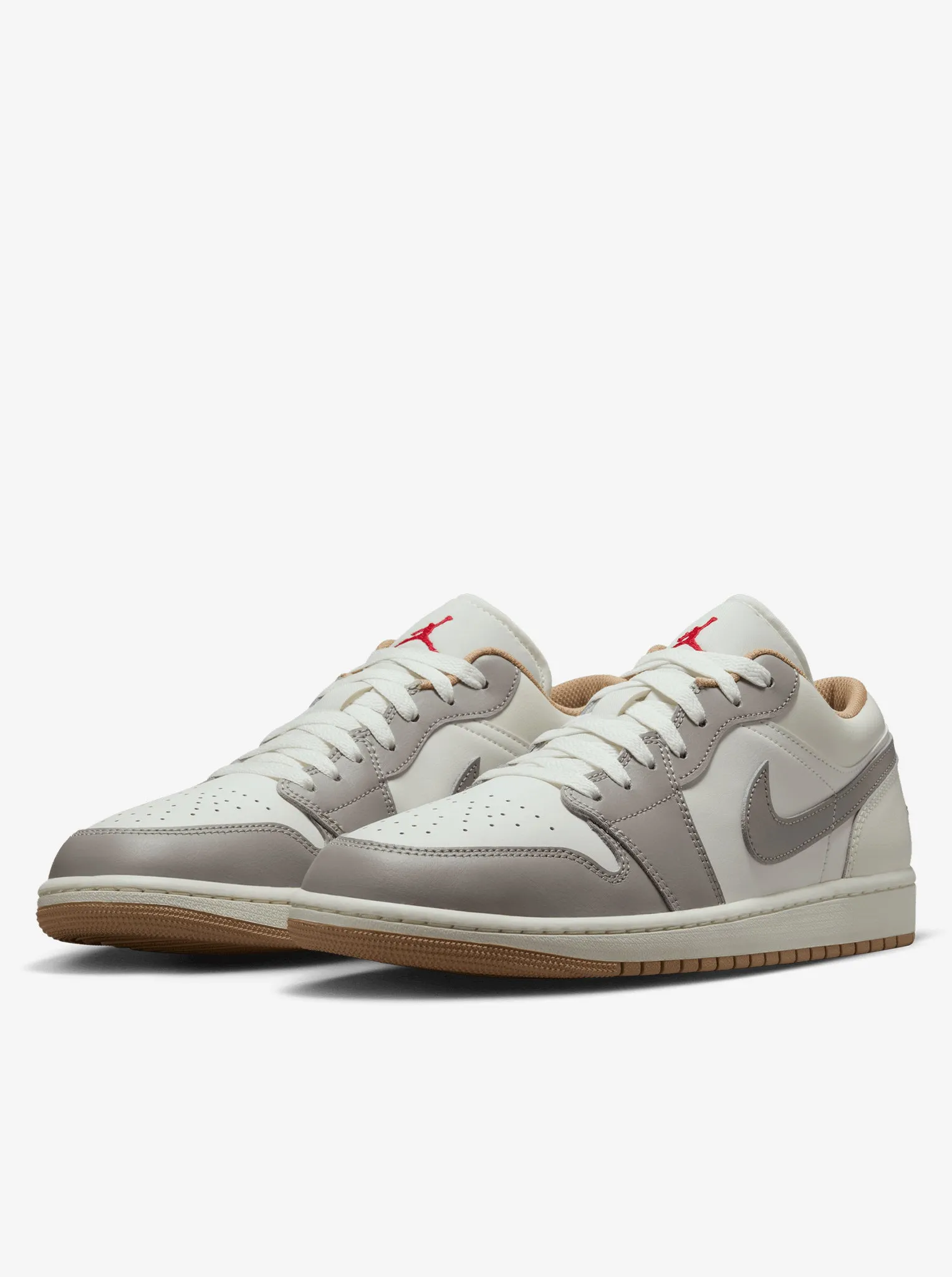 Air Jordan 1 Low Jump Support On The Move
