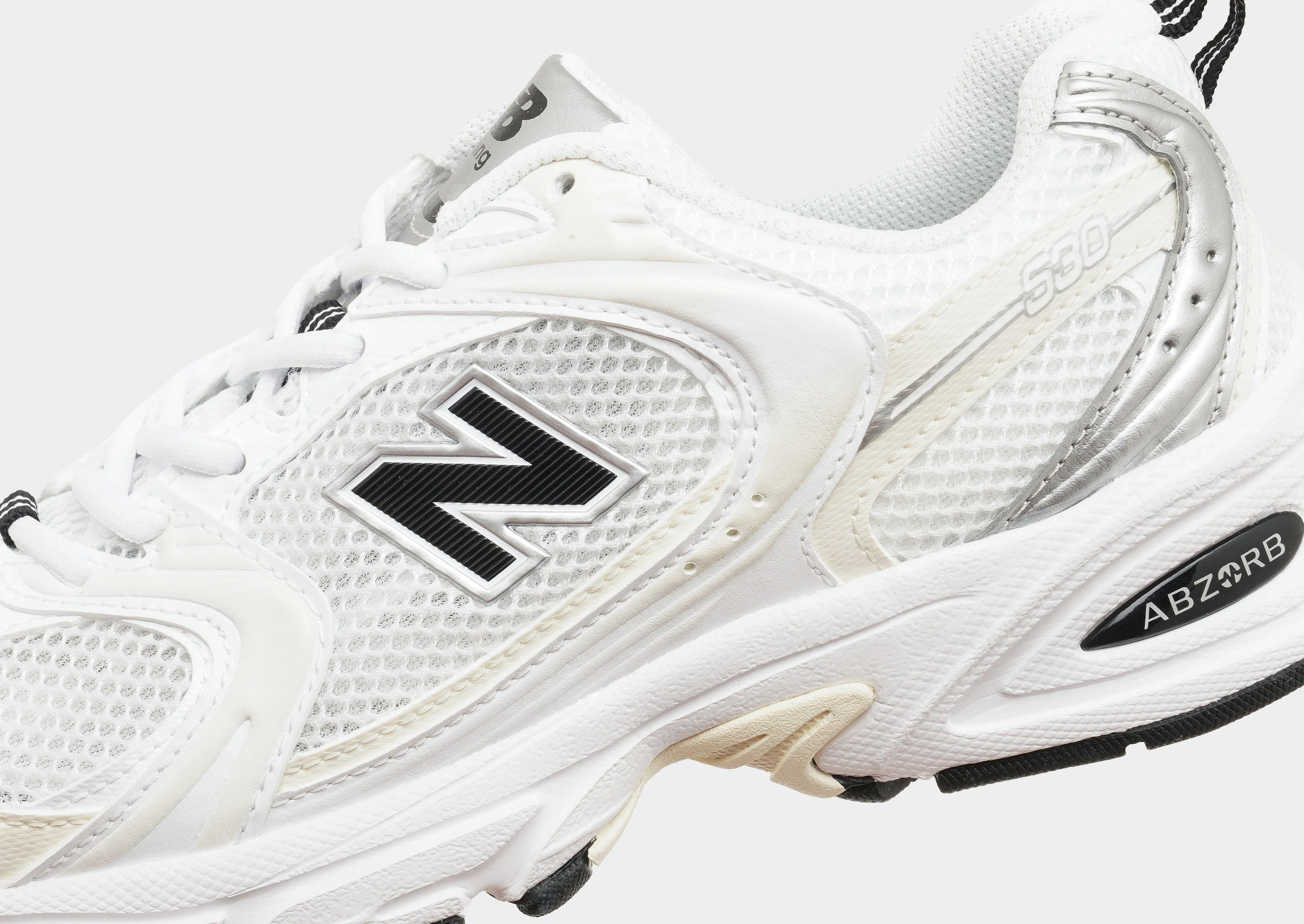 530 Visible features MeshUpper