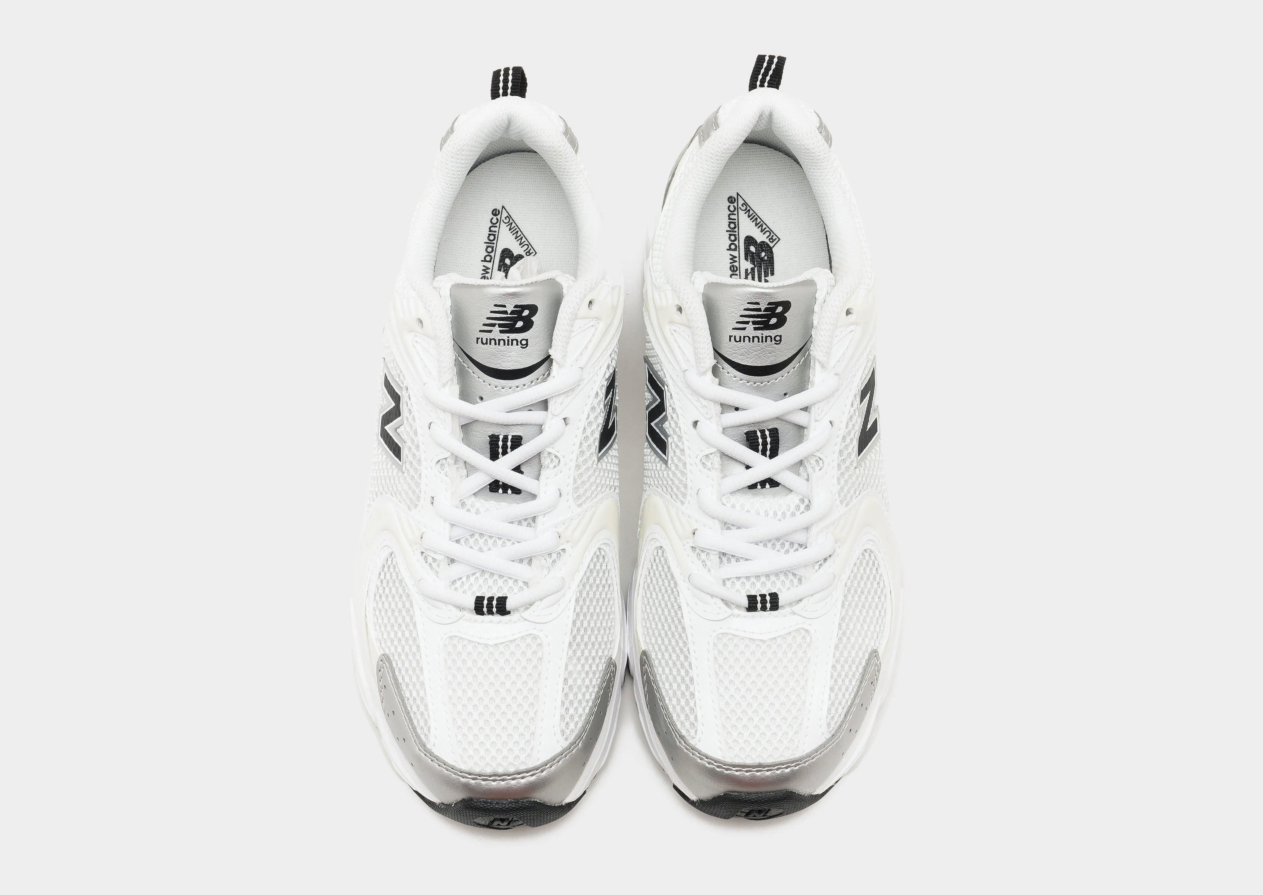 StablePlatform international - themed running gear 530