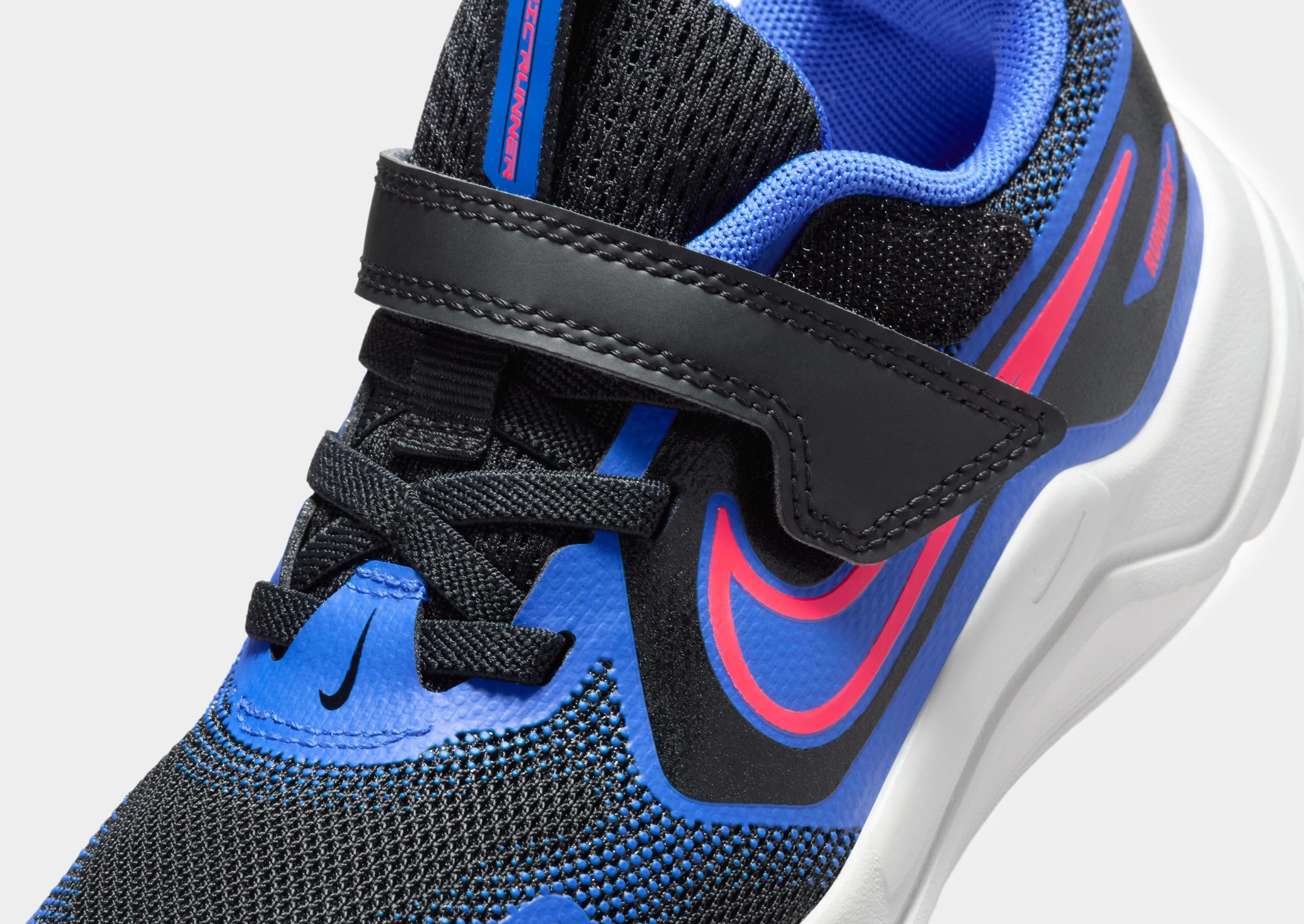 Cosmic Runner Children's Comfort Wrap Ultra-soft cushioning