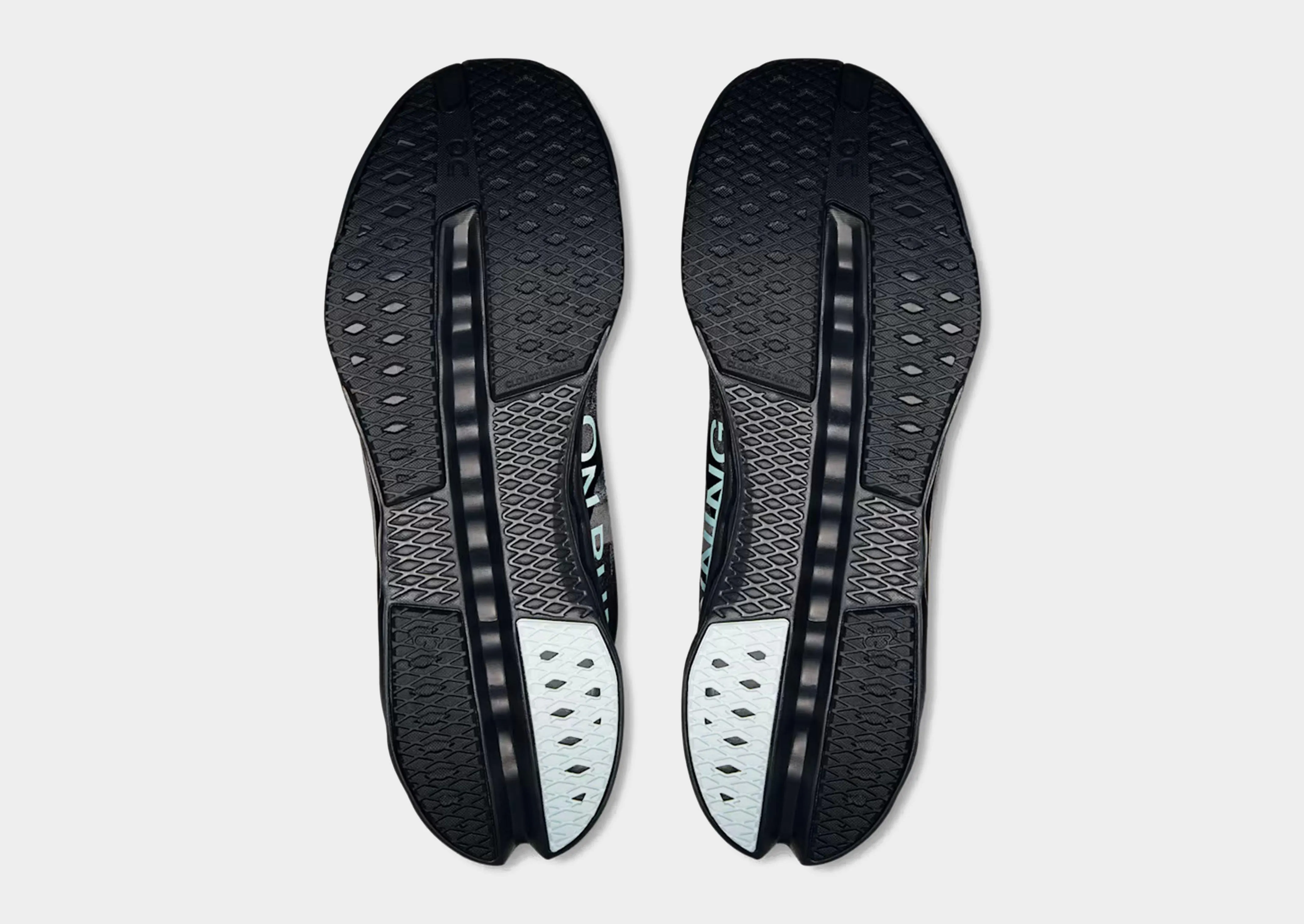 CloudsurferNext Style - updated ventilation - enhanced shoes