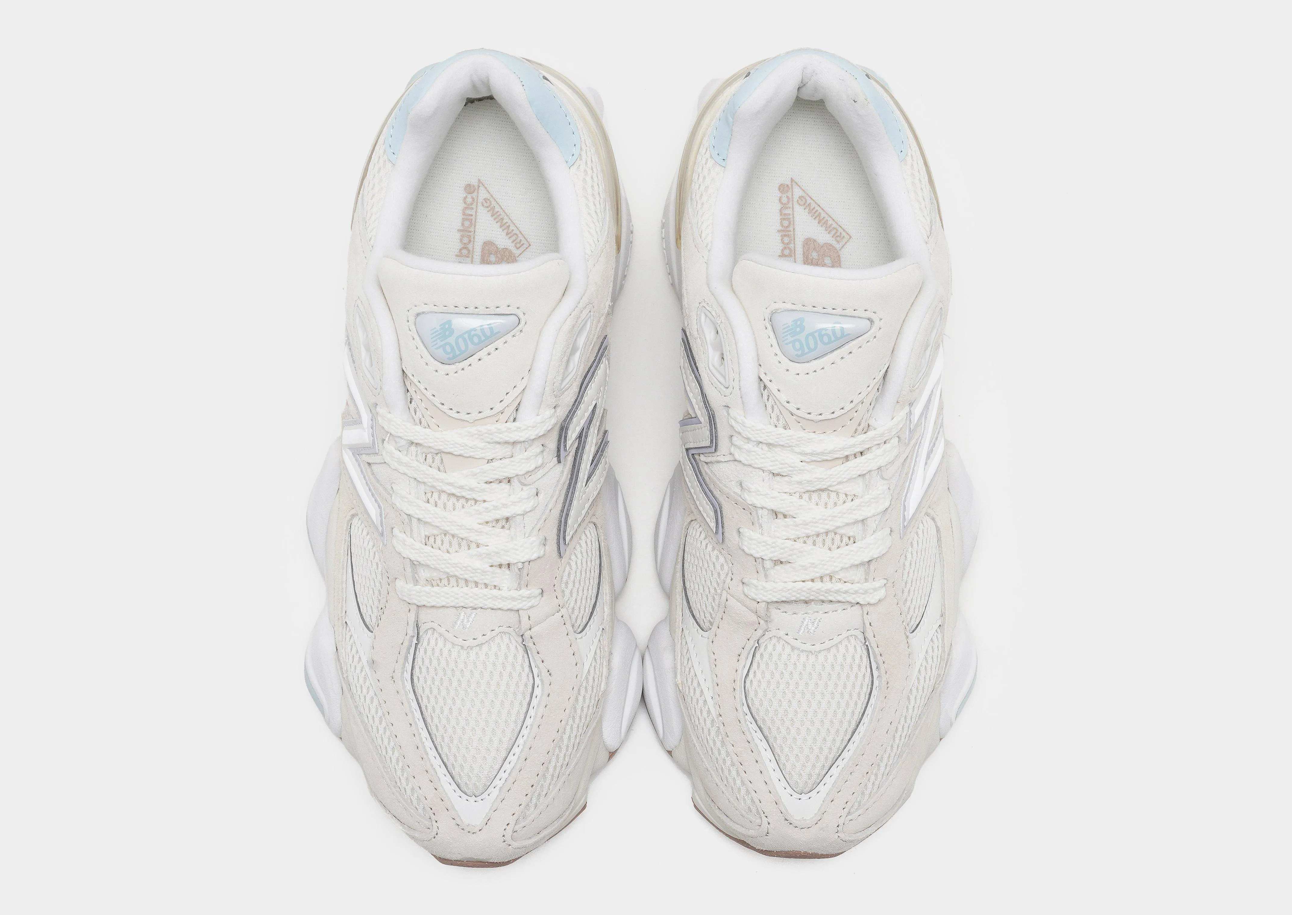 9060 Women's wide - base - feature shoes white shoes