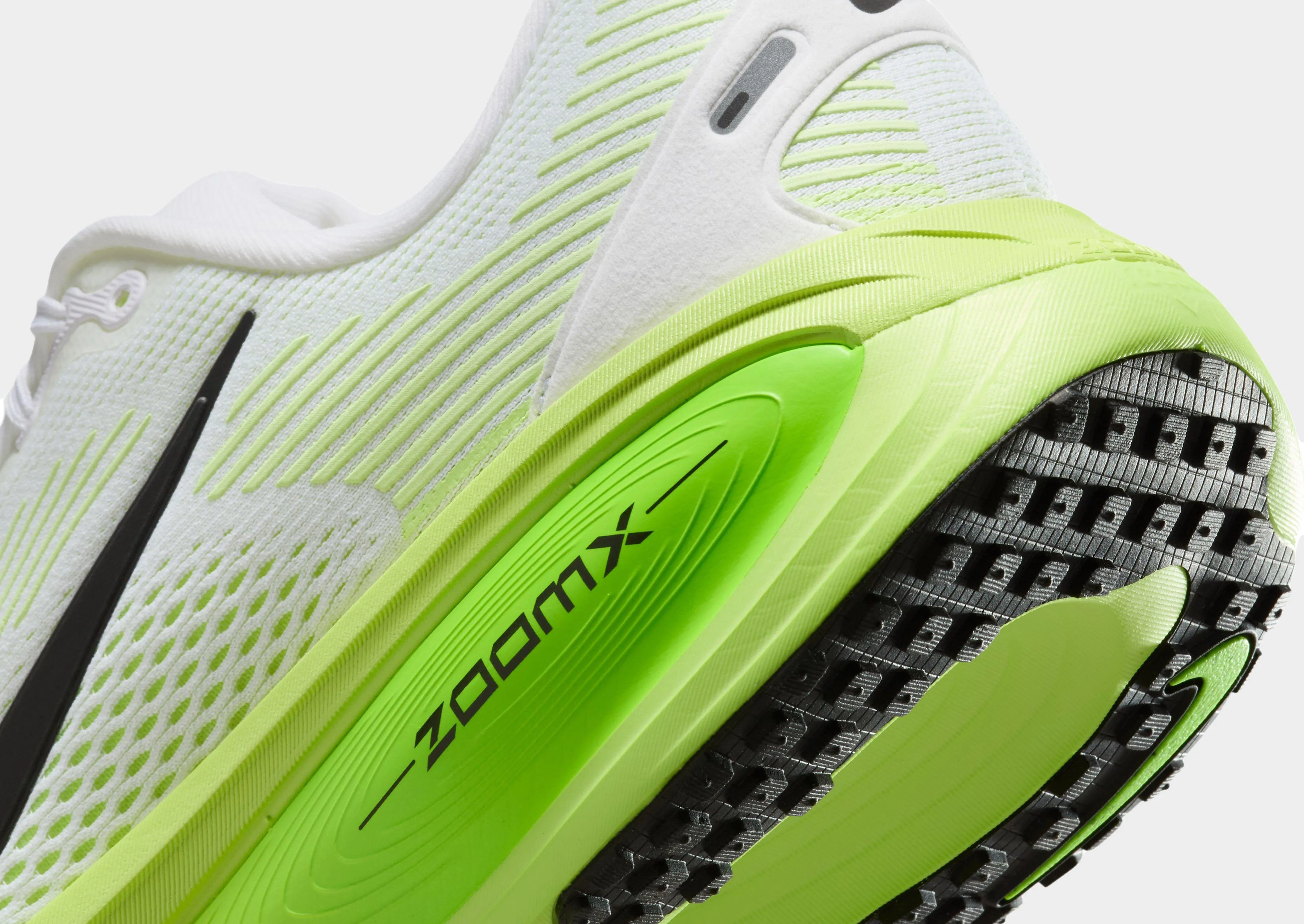 Vomero 18 Breathable Material Mobility Boost