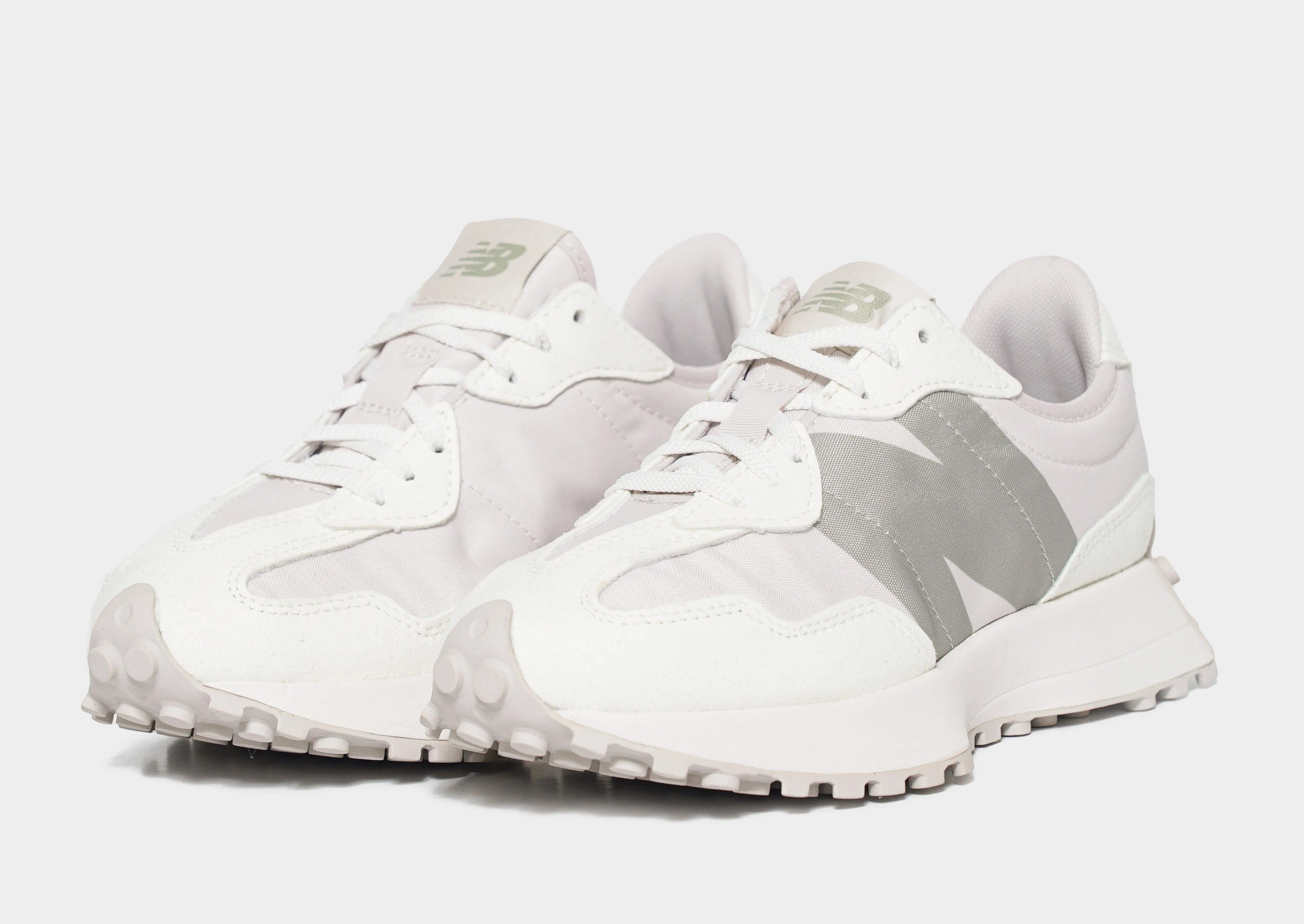 comfort features Neutral Colors 327 Women's