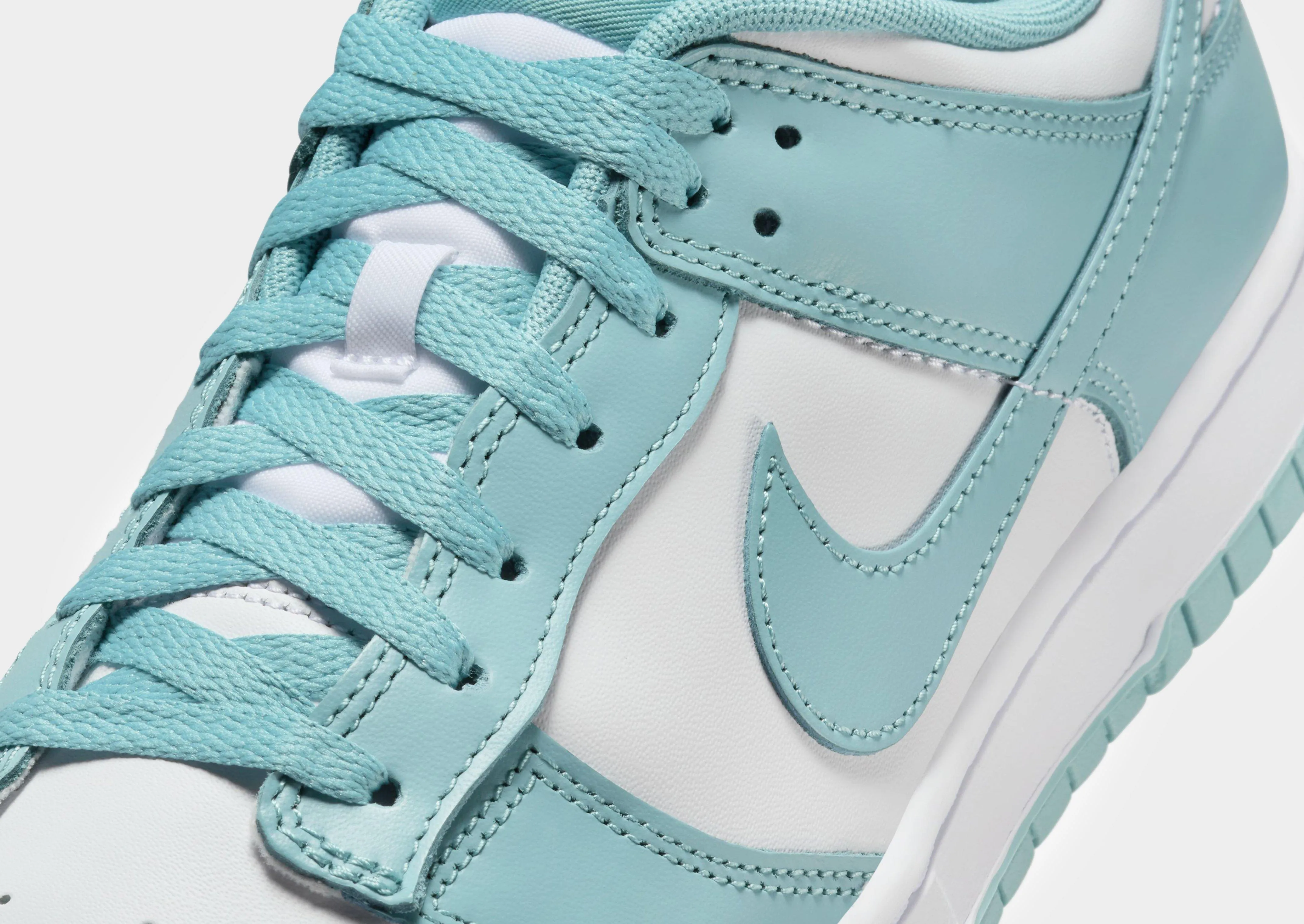 Versatile Footwear Speed Focus Dunk Low Retro