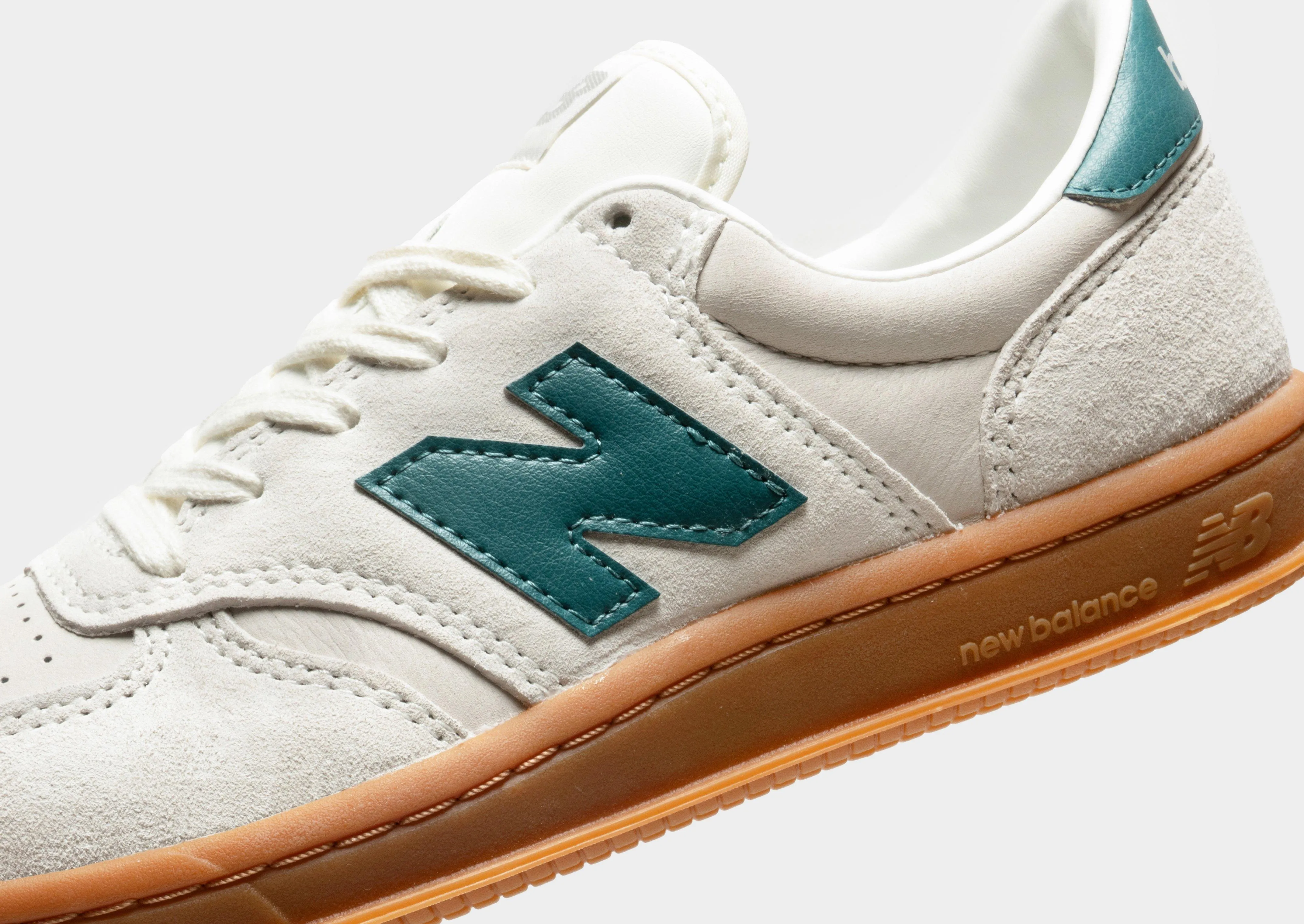 T500 stylish sports shoes