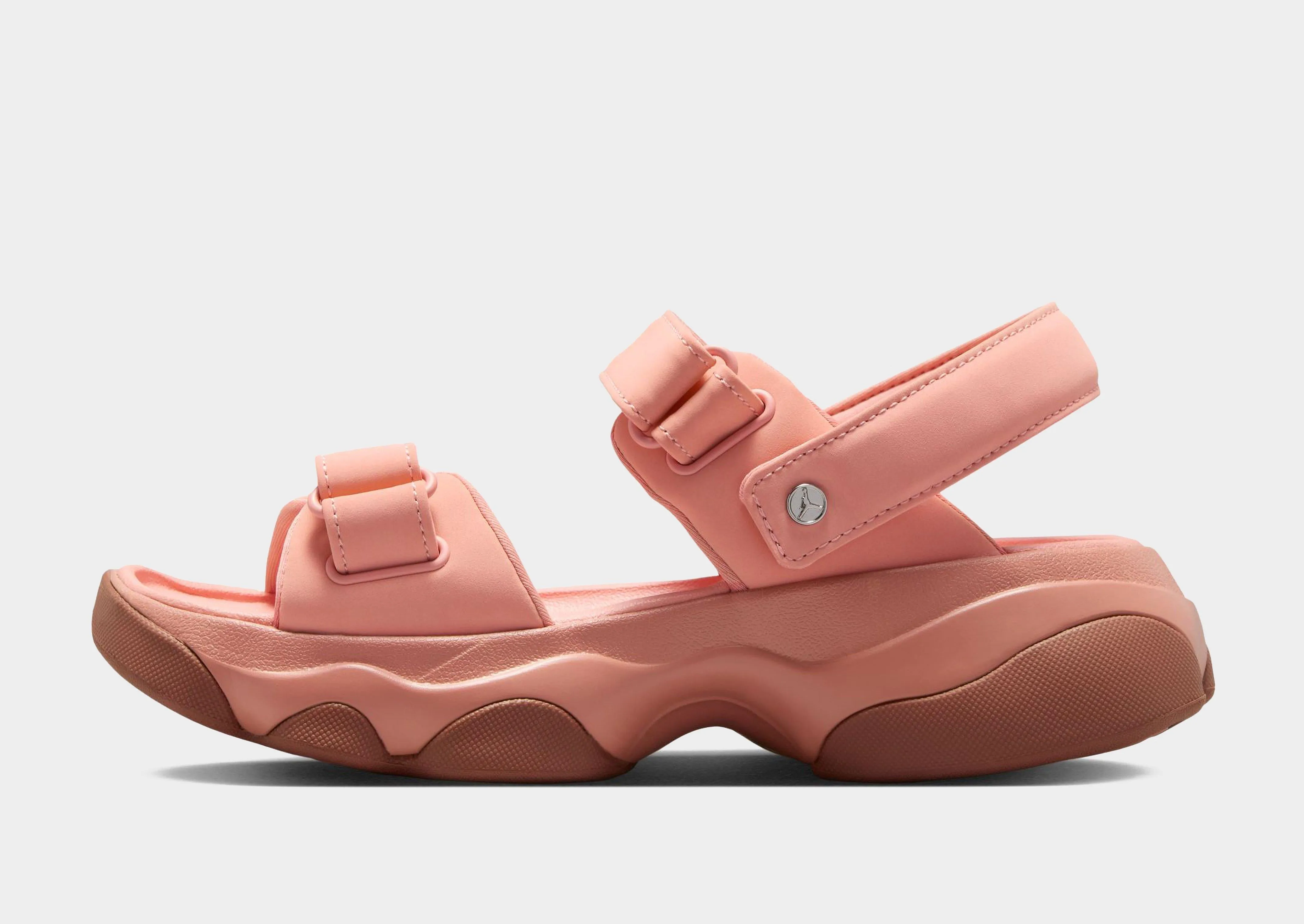 Deja Sandals Women's Elevated durability