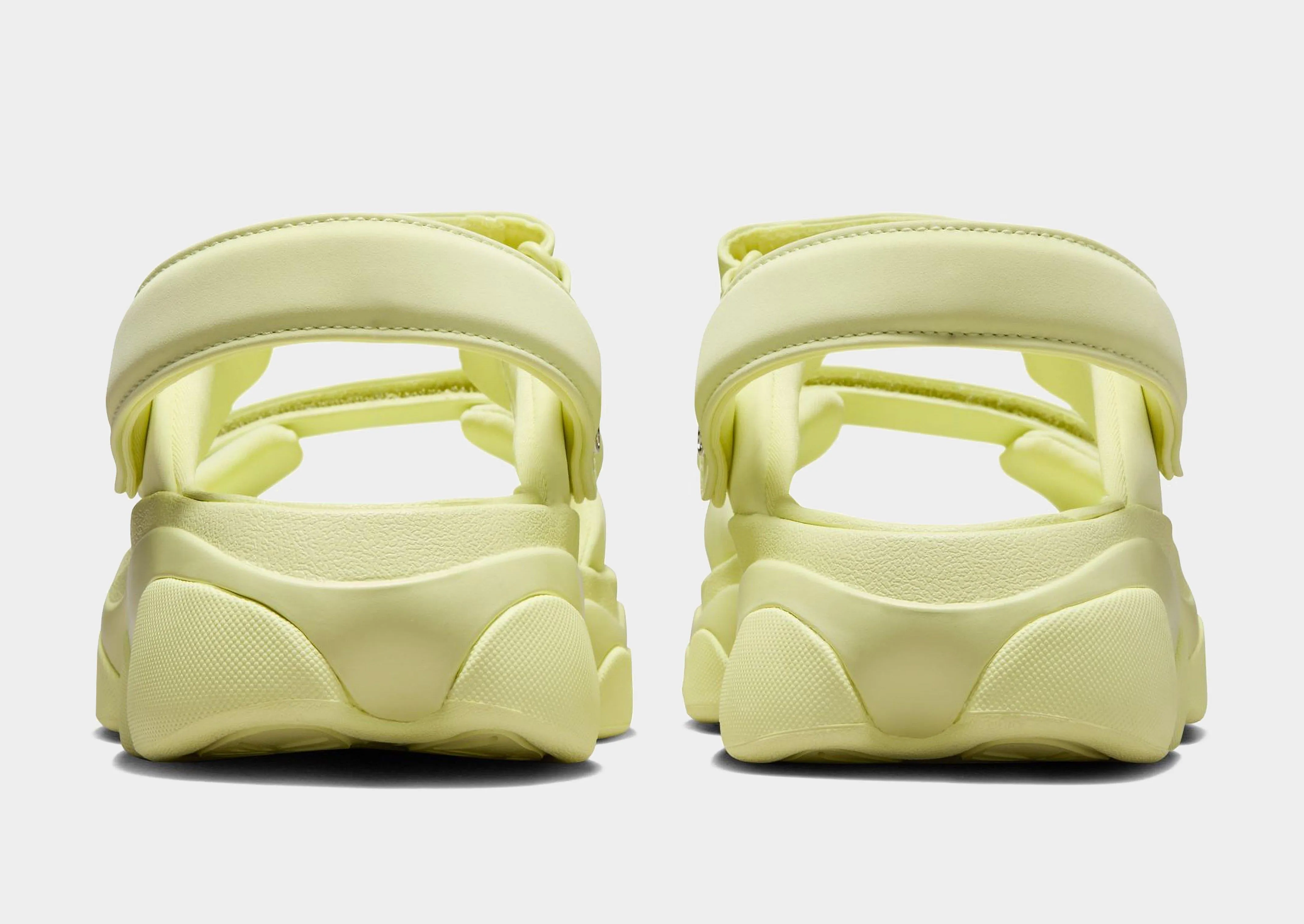 Lightweight durability Exclusive Design Deja Sandals Women's