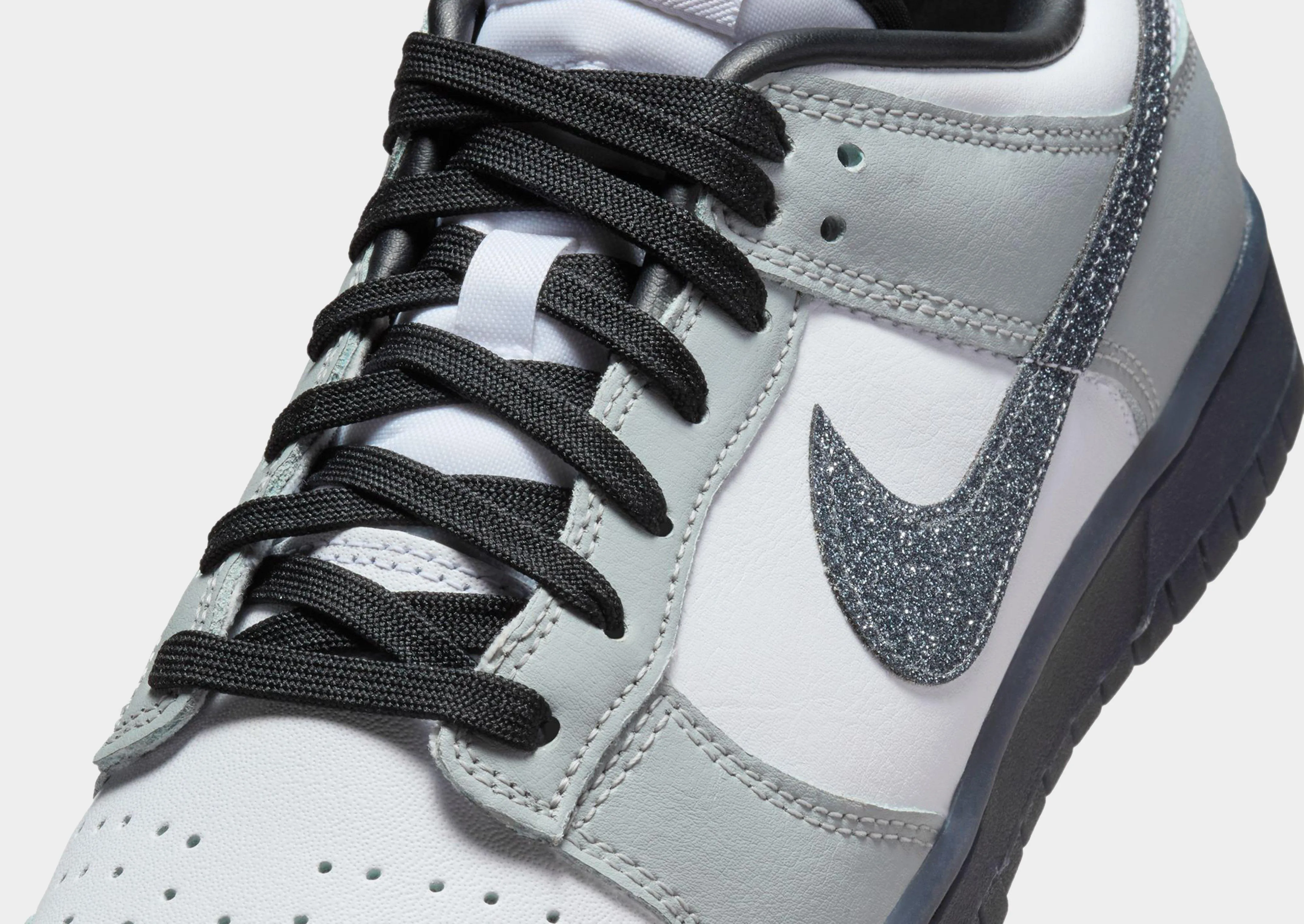 Stitchless Design Dunk Low LX Women's