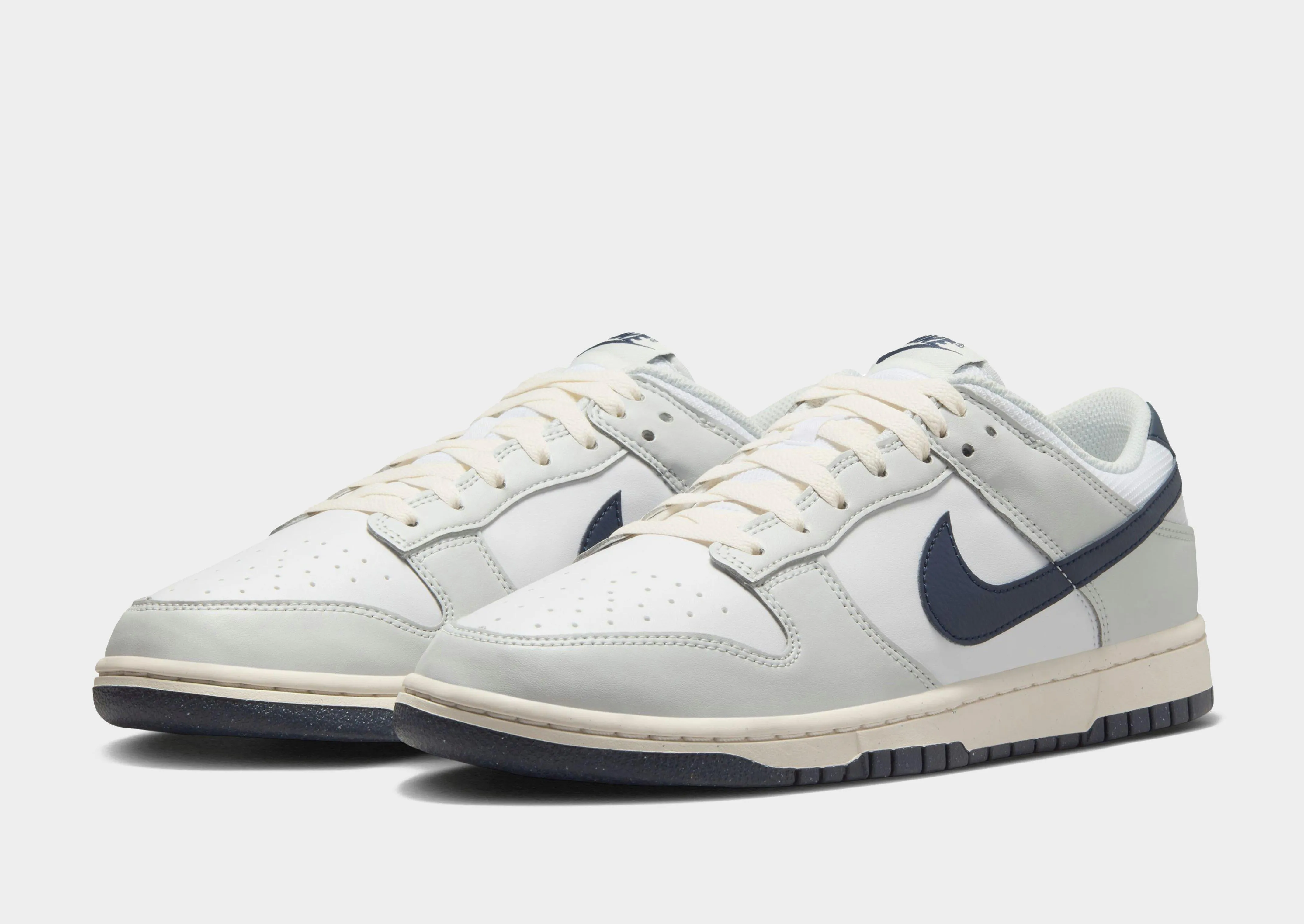 Dunk Low Dual Material Upgraded cushioning