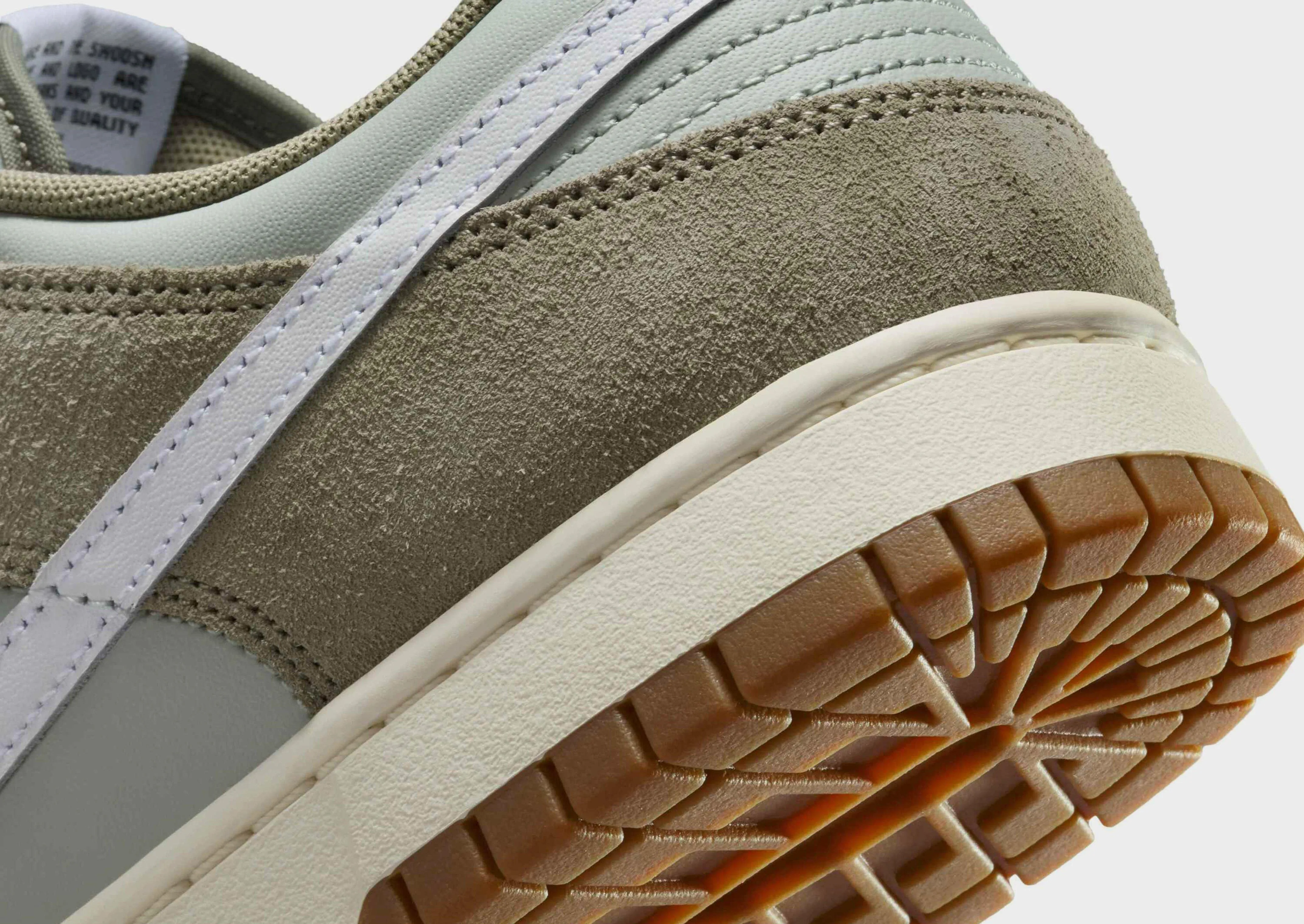 Classy Touch Core Cushion Dunk Low Retro SE