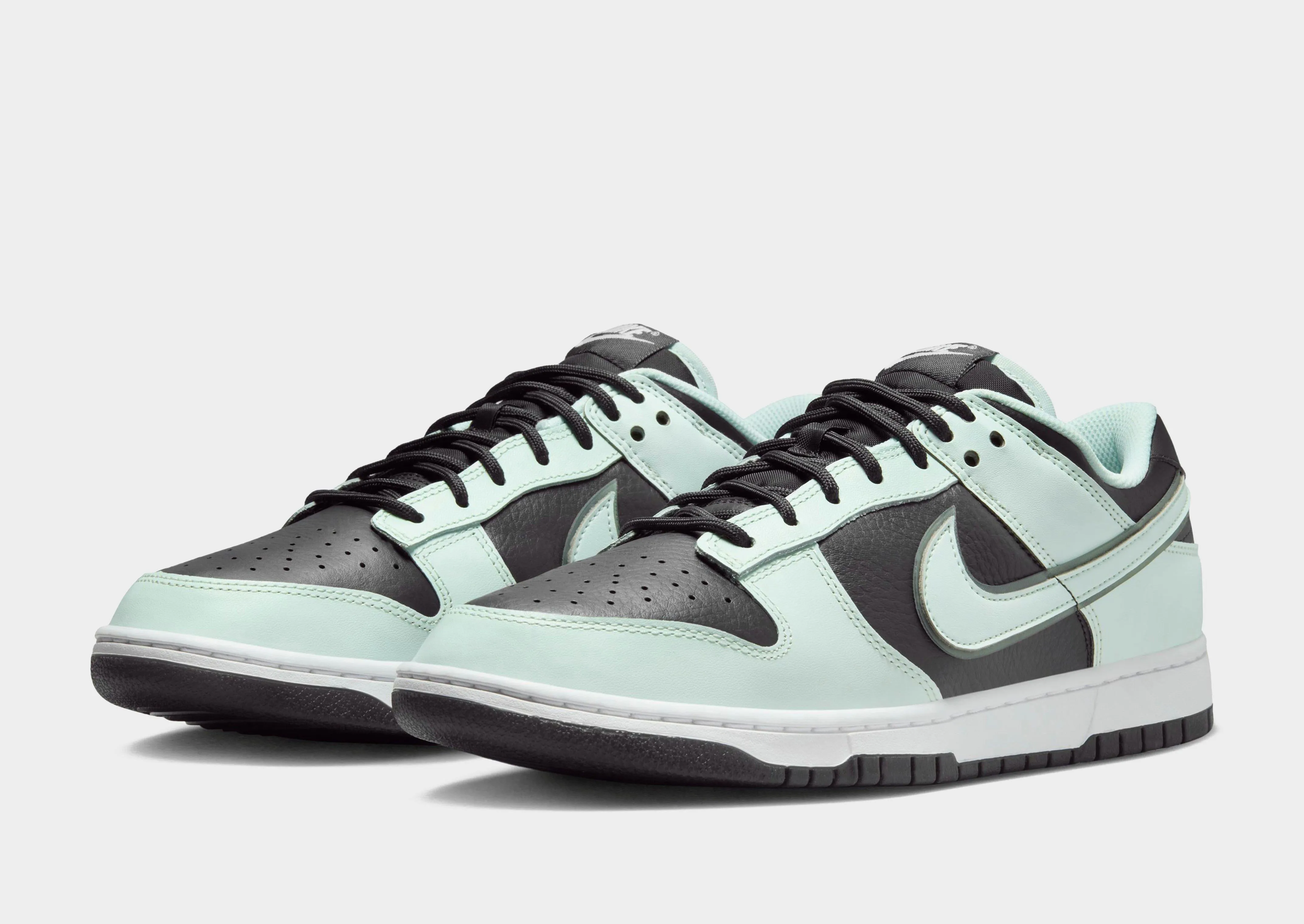 Lightweight durability Dunk Low Retro