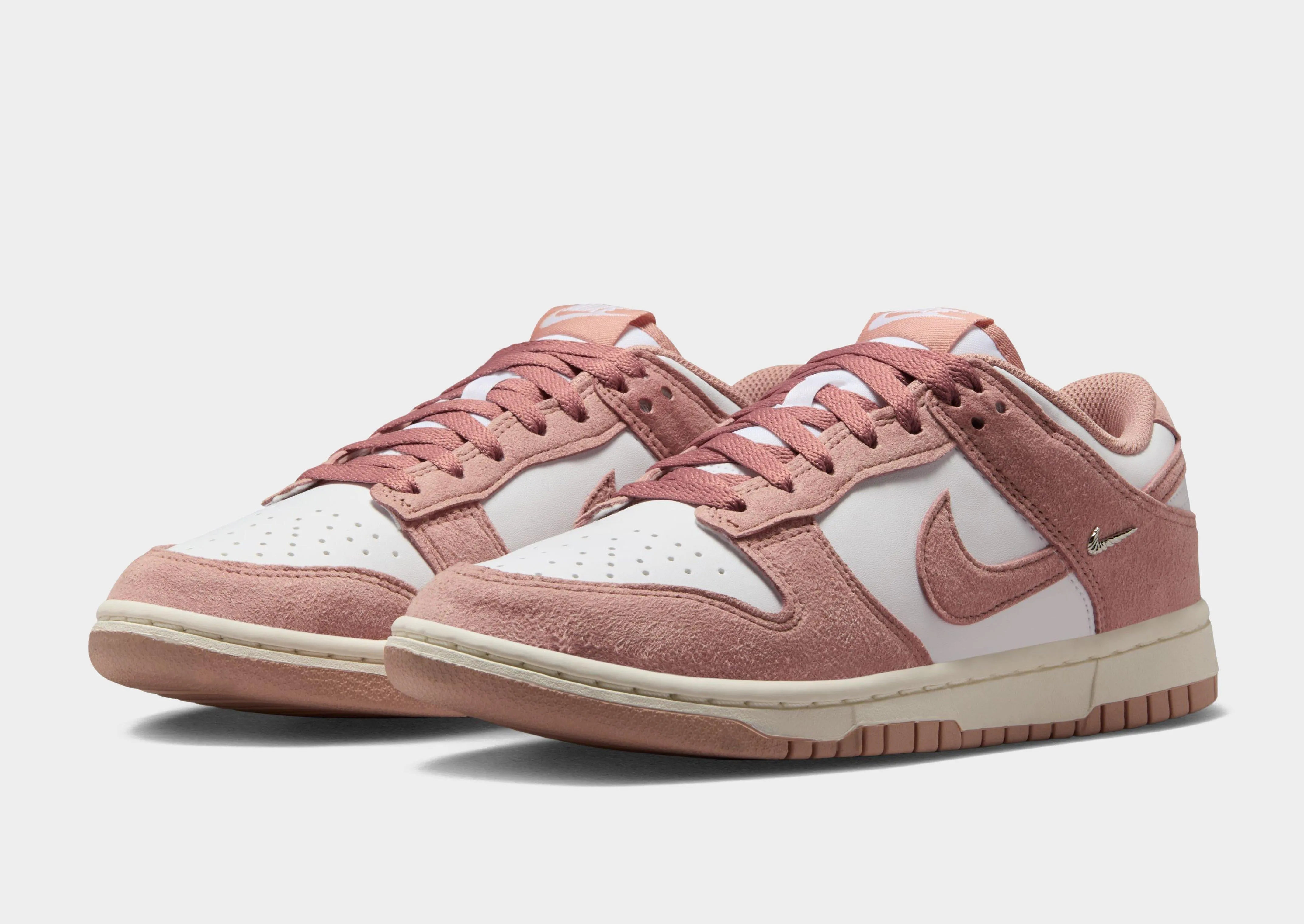 Dunk Low Women's Eco conscious Bold piece