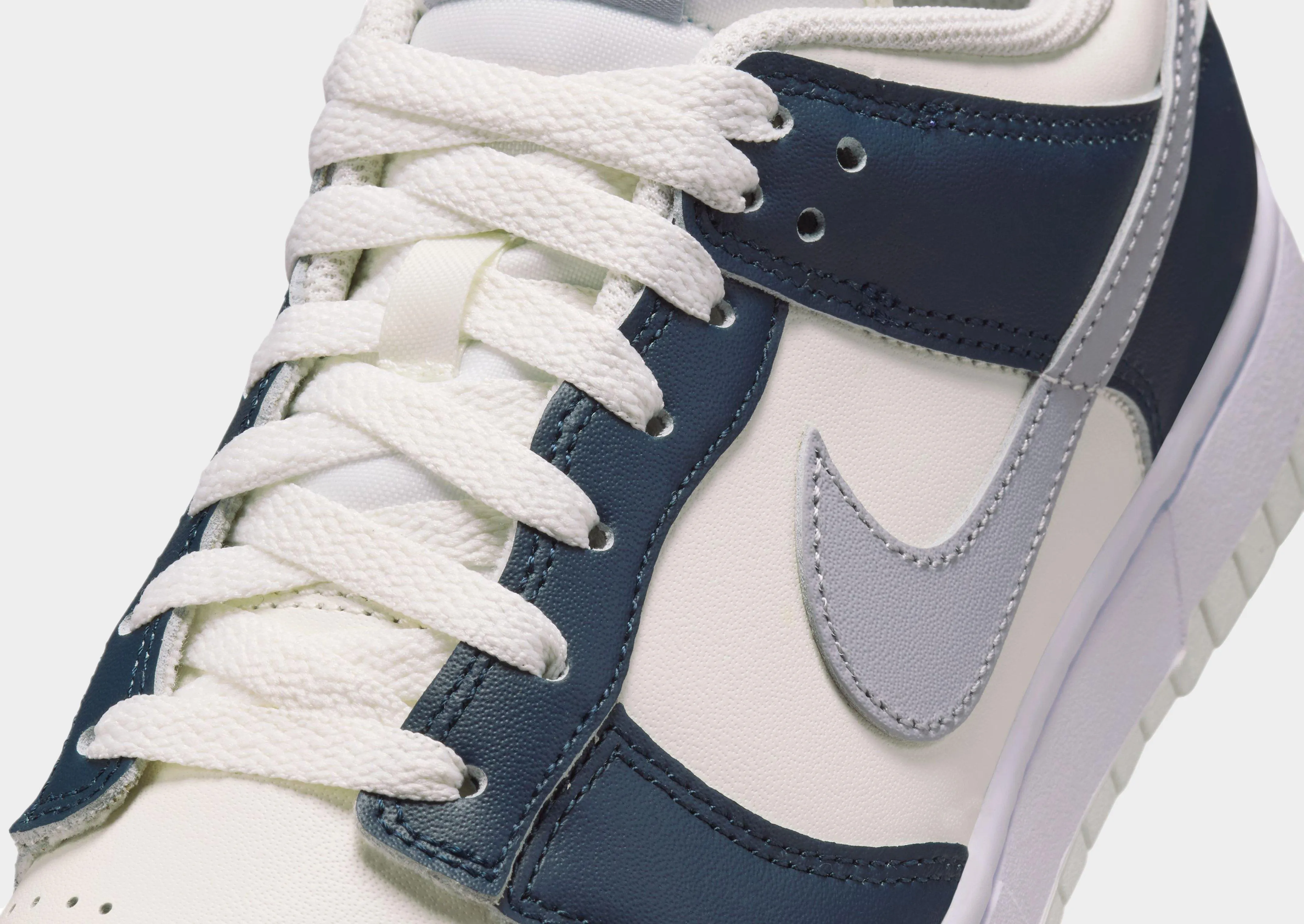 Power Step Weekend Active Dunk Low Women's