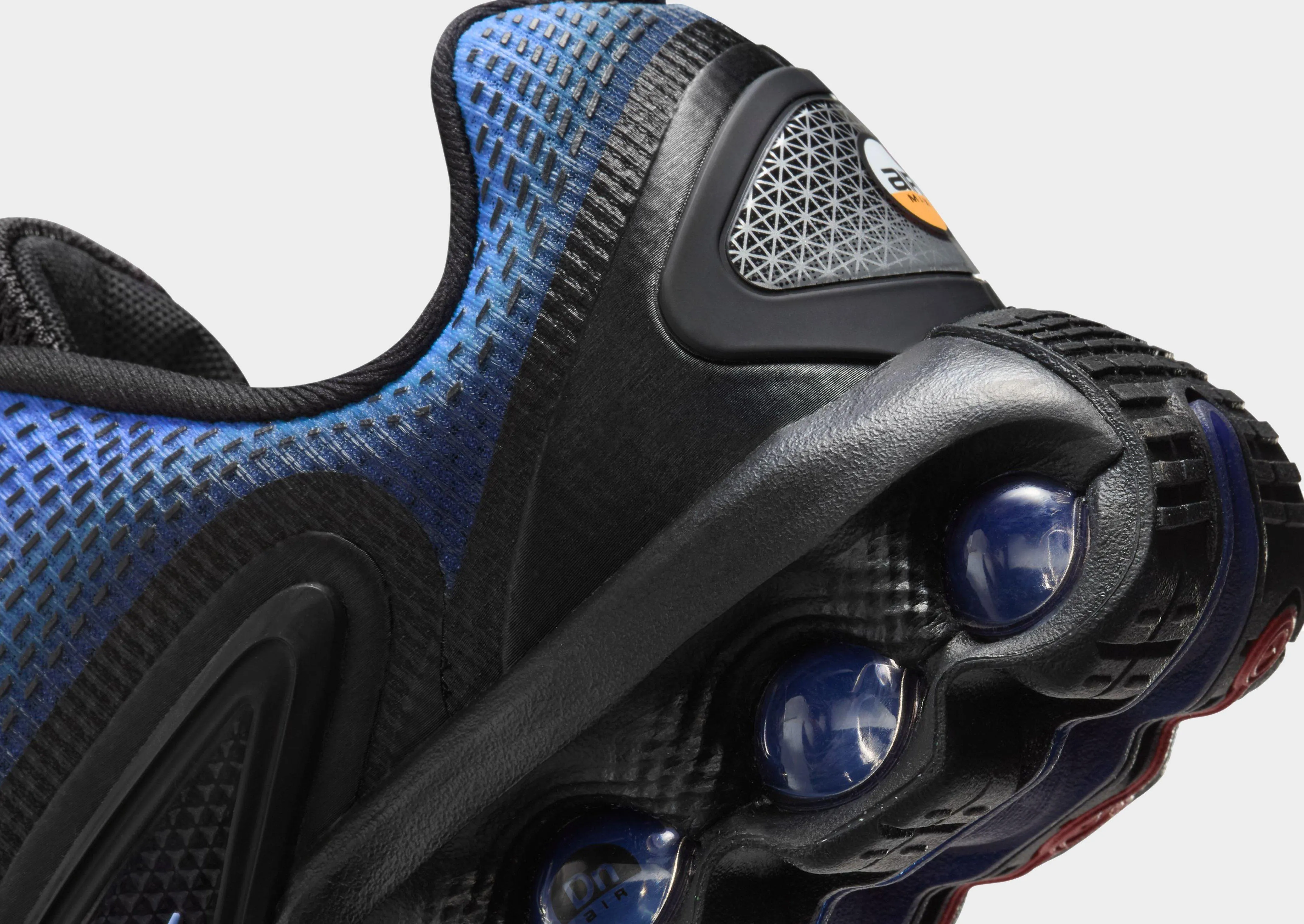 Layered Cushioning System Air Max DN Junior's