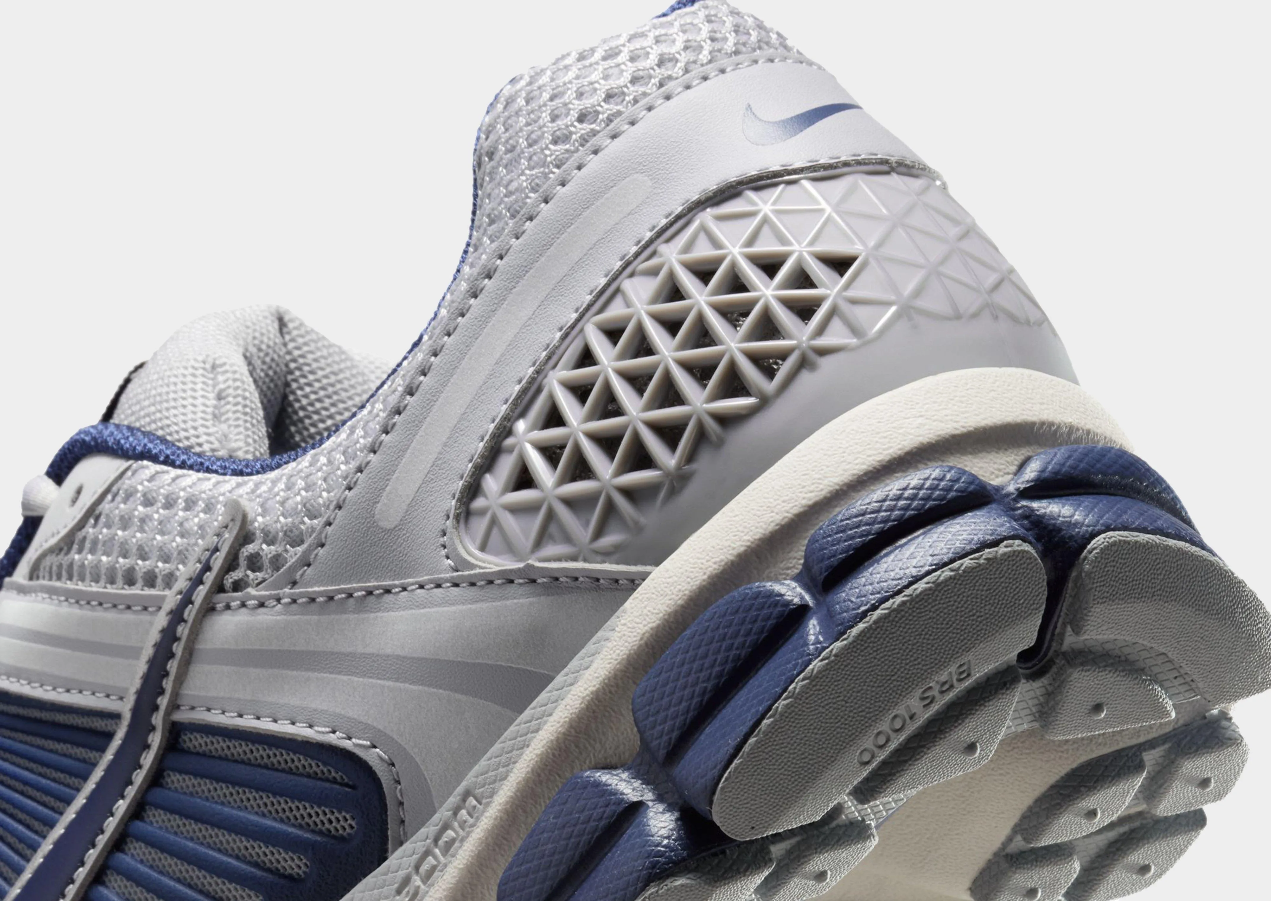 Freedom Fit Zoom Vomero 5