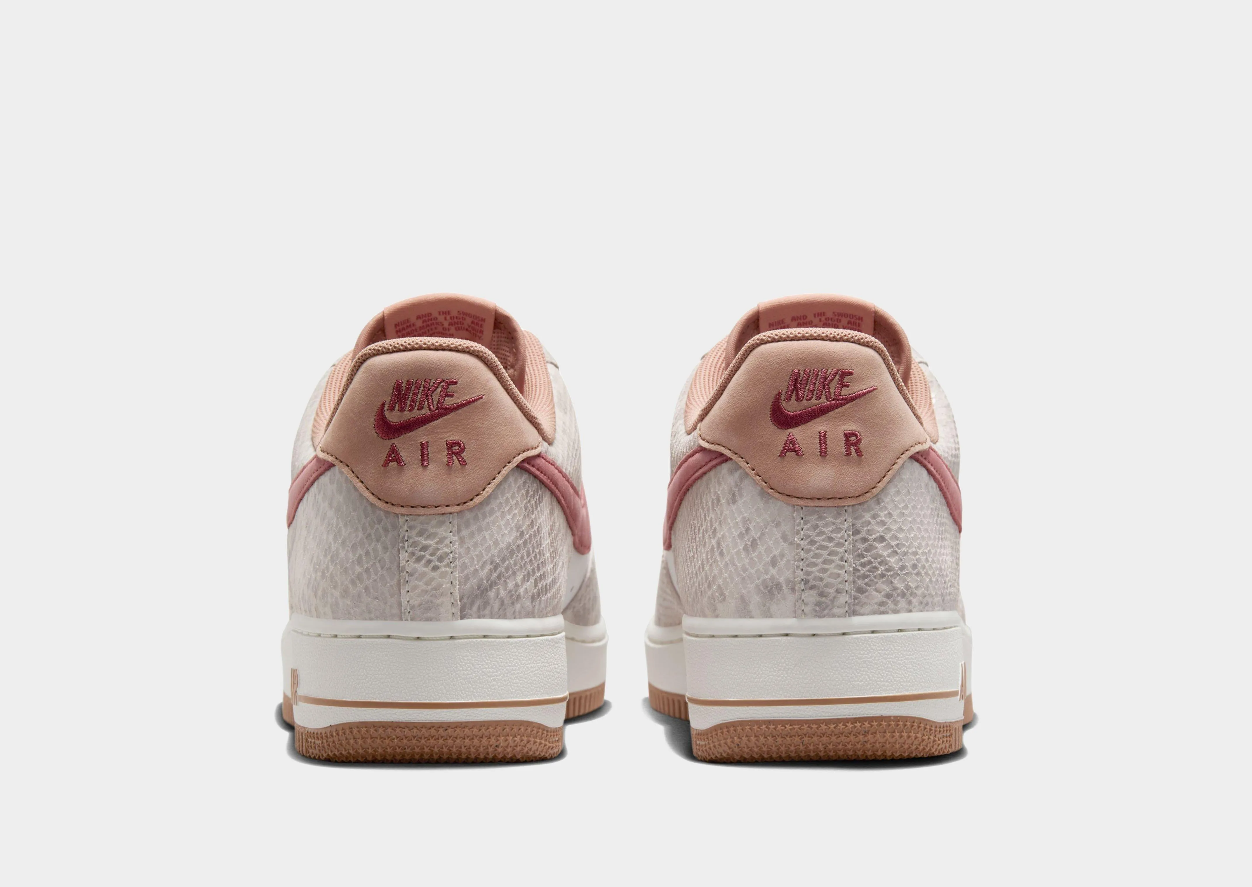 Air Force 1 '07 LV8 Modern Silhouette Secure Sole