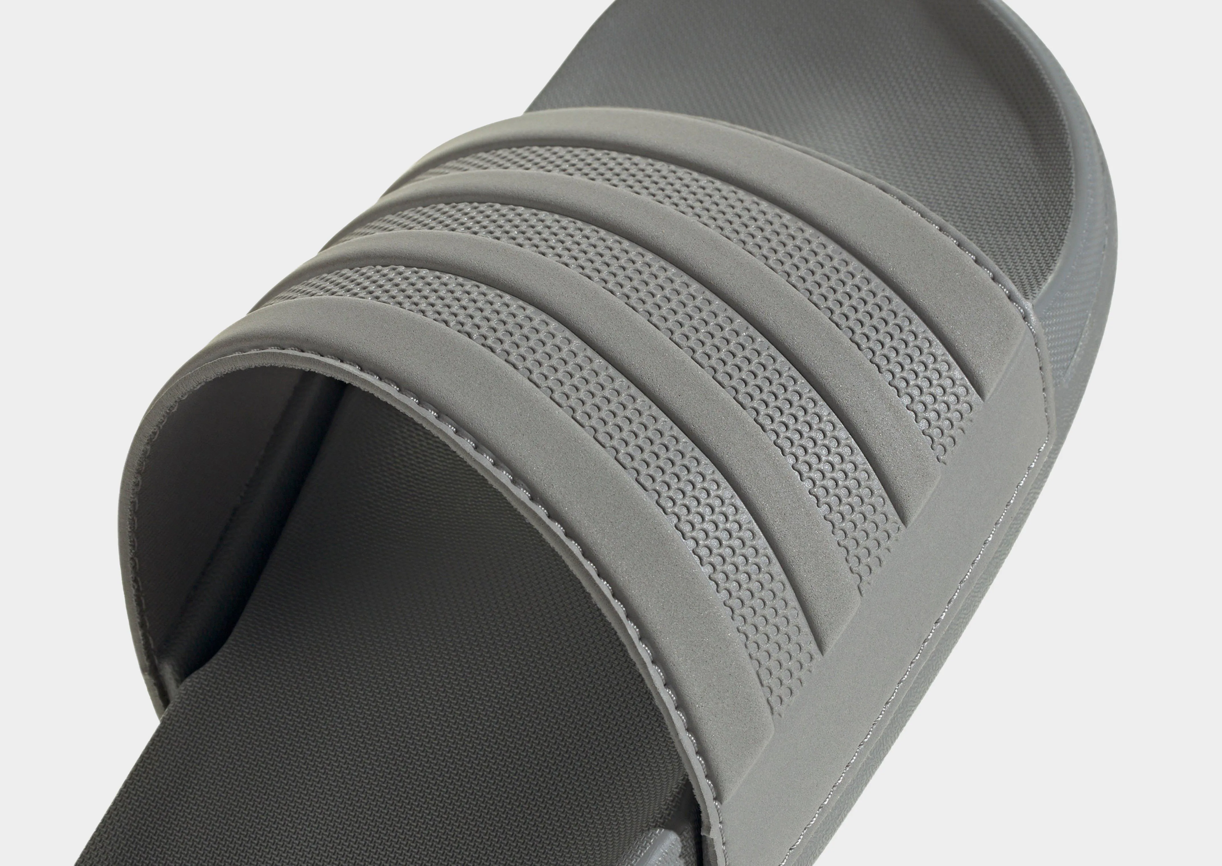 Adilette Comfort Slides Hop Hike