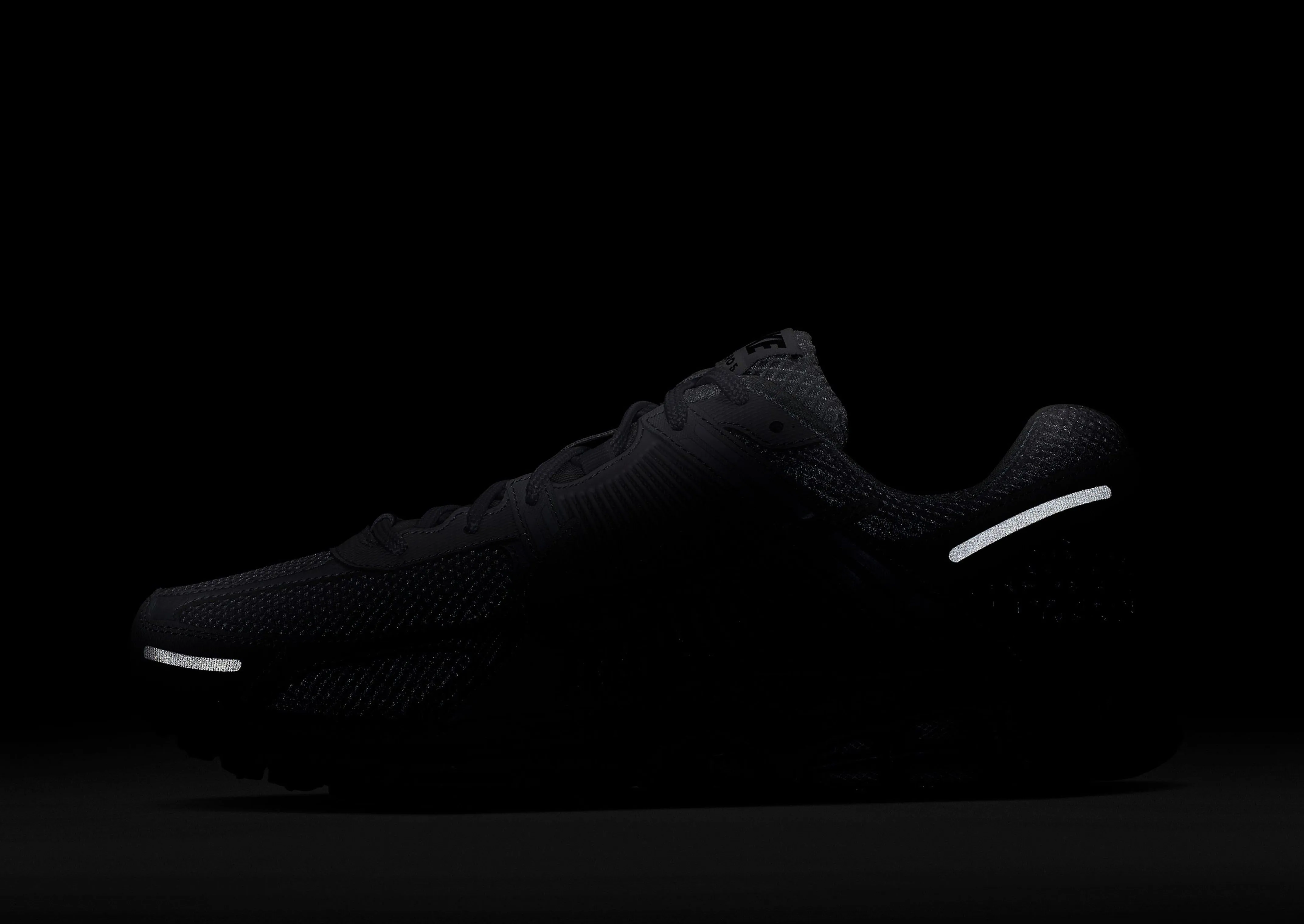 Zoom Vomero 5 Exclusive Look