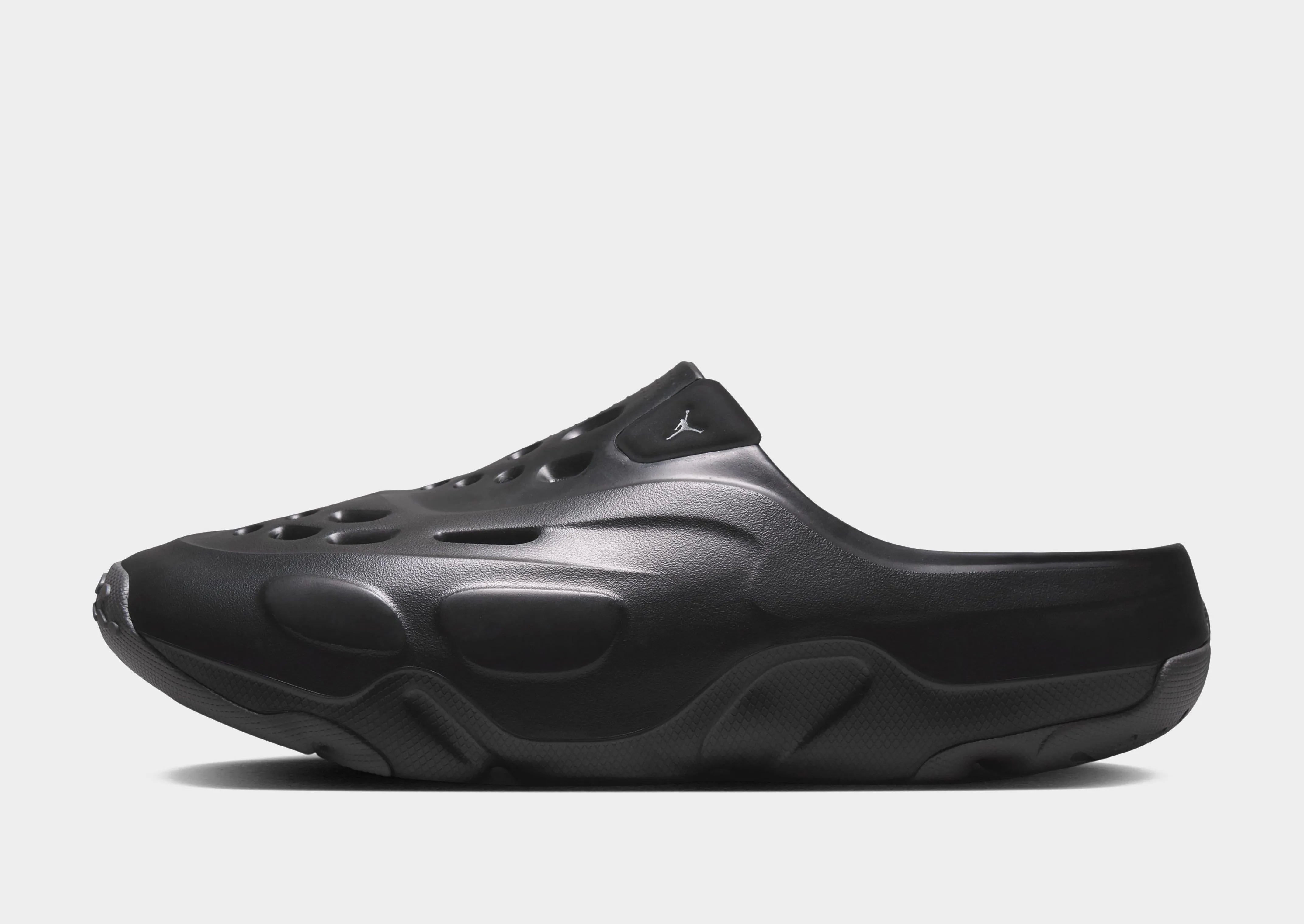 Ventilated Sides Impact Resistant Roam Slide